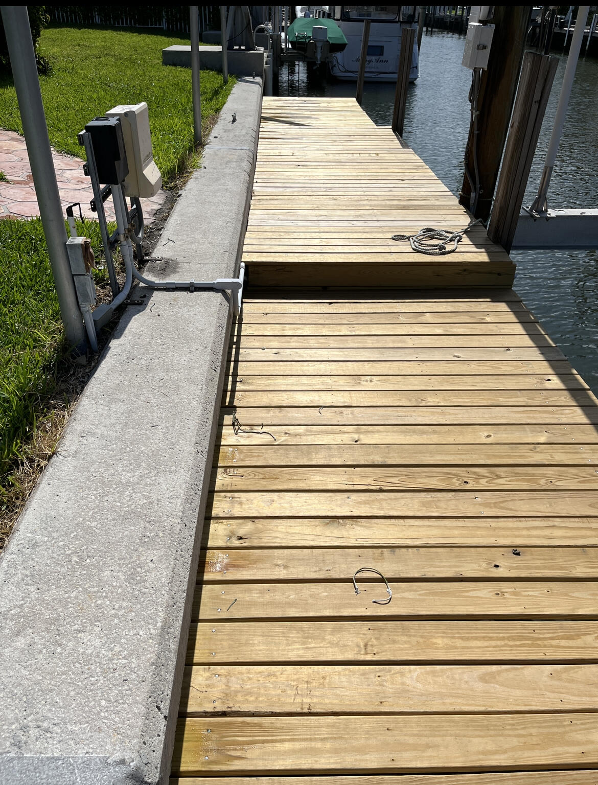 PALM BEACH ISLES 2 - Residential