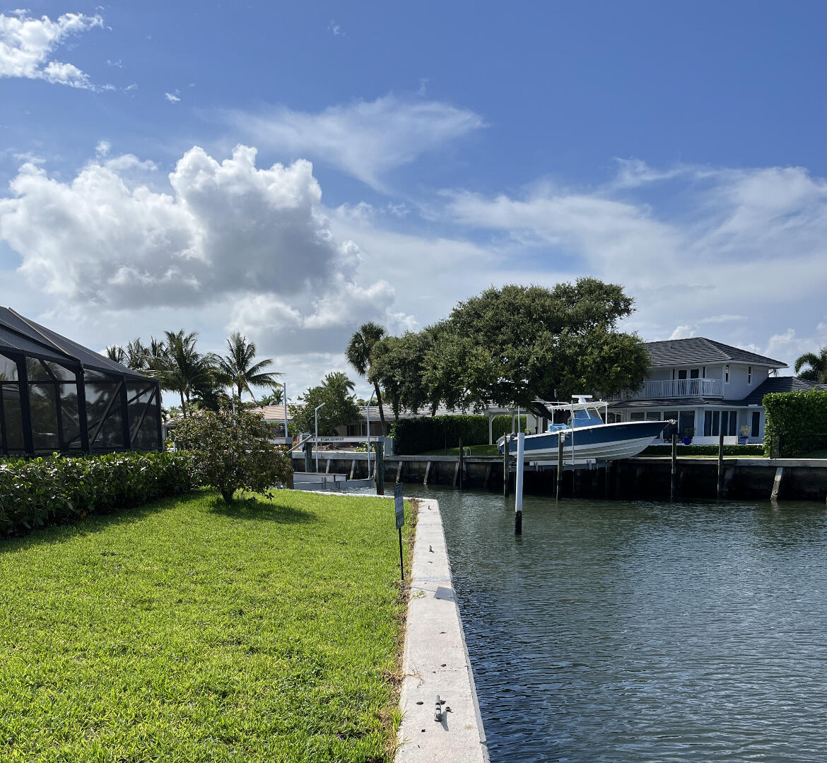 PALM BEACH ISLES 2 - Residential