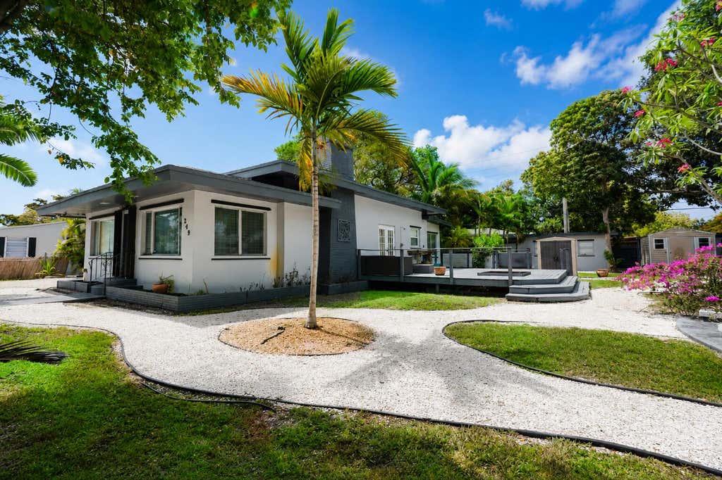 Photo of 249 SW 14th Street #1-4, Dania Beach, FL 33004 (MLS # B26037954)