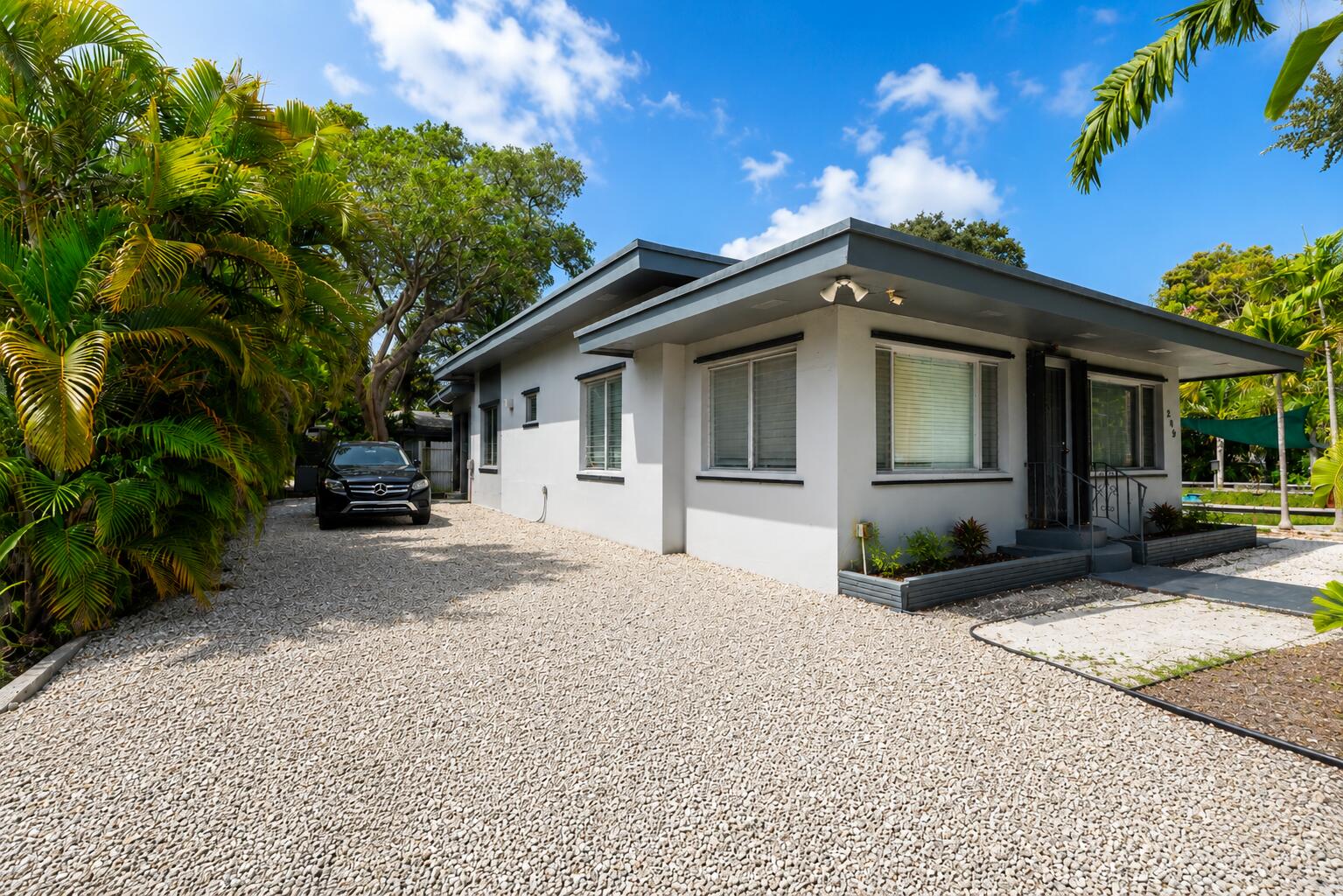 249 SW 14th Street 1-4