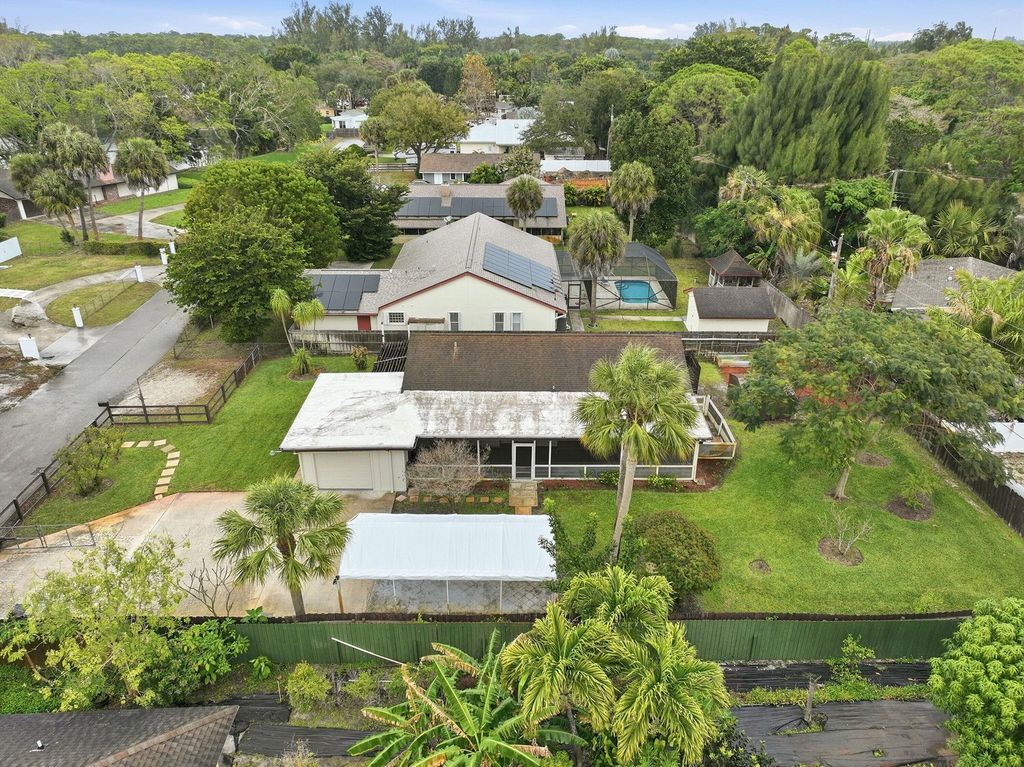 Photo of 708 Dixie Lane, West Palm Beach, FL 33415 (MLS # F10549928)