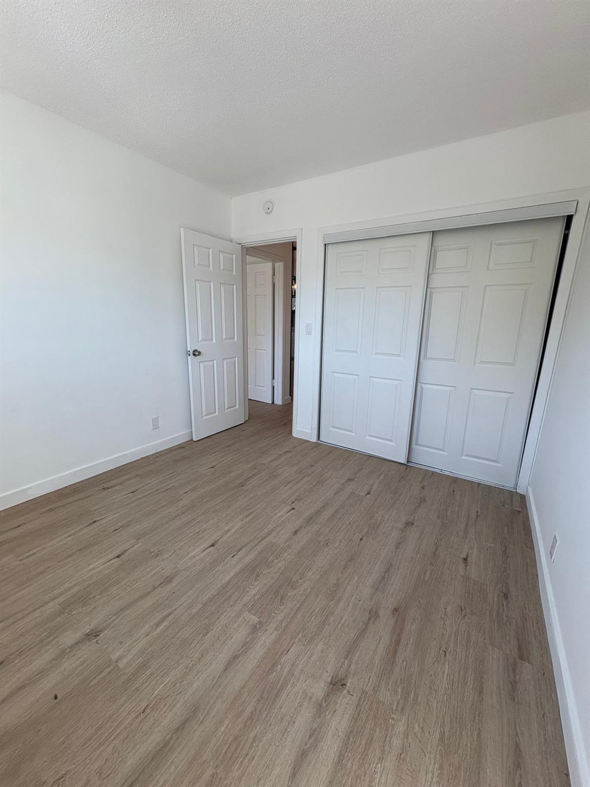 CARRIAGE LIGHT CONDO - Residential Lease