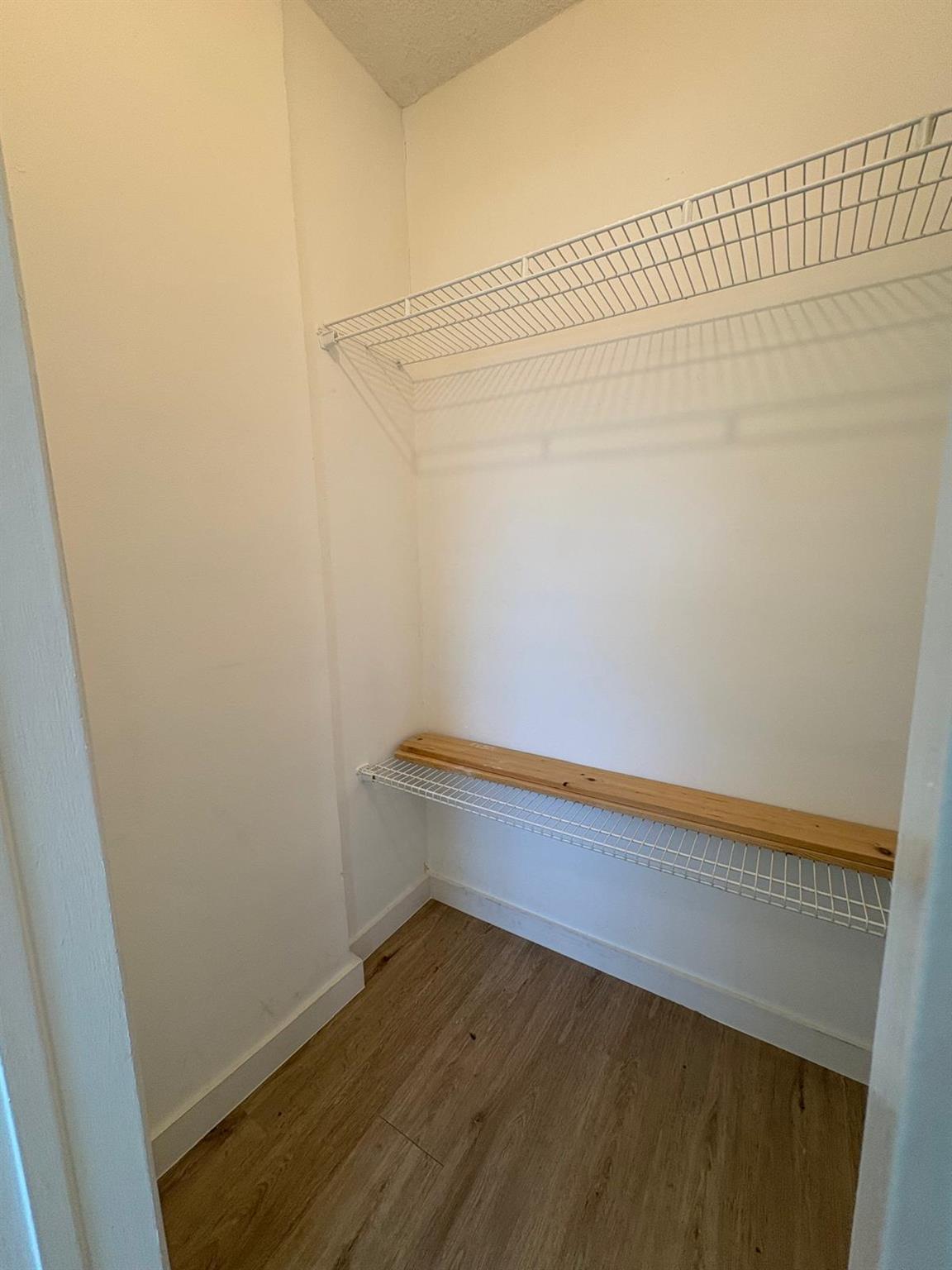 CARRIAGE LIGHT CONDO - Residential Lease