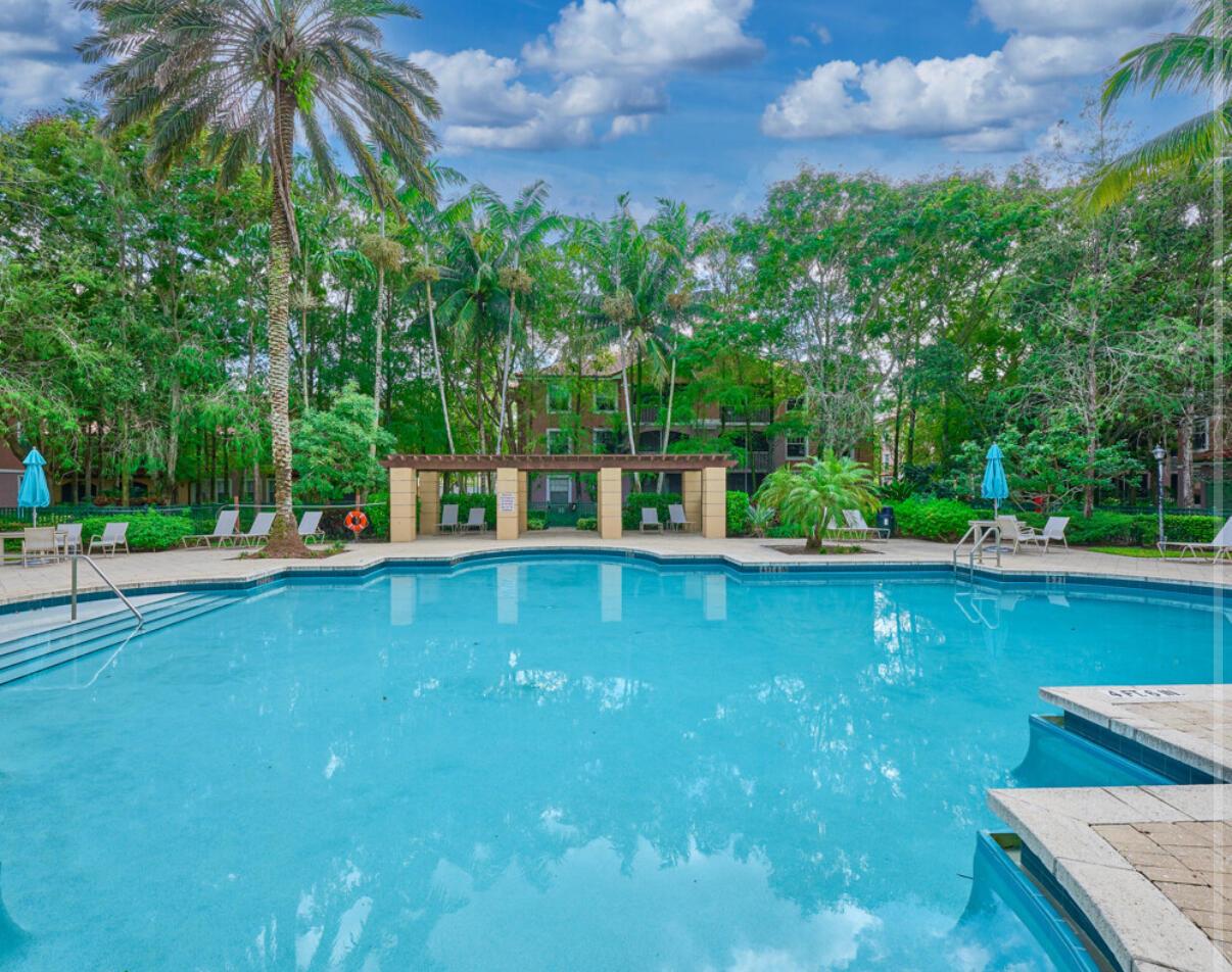 CYPRESS POINTE AT CORAL S - Residential