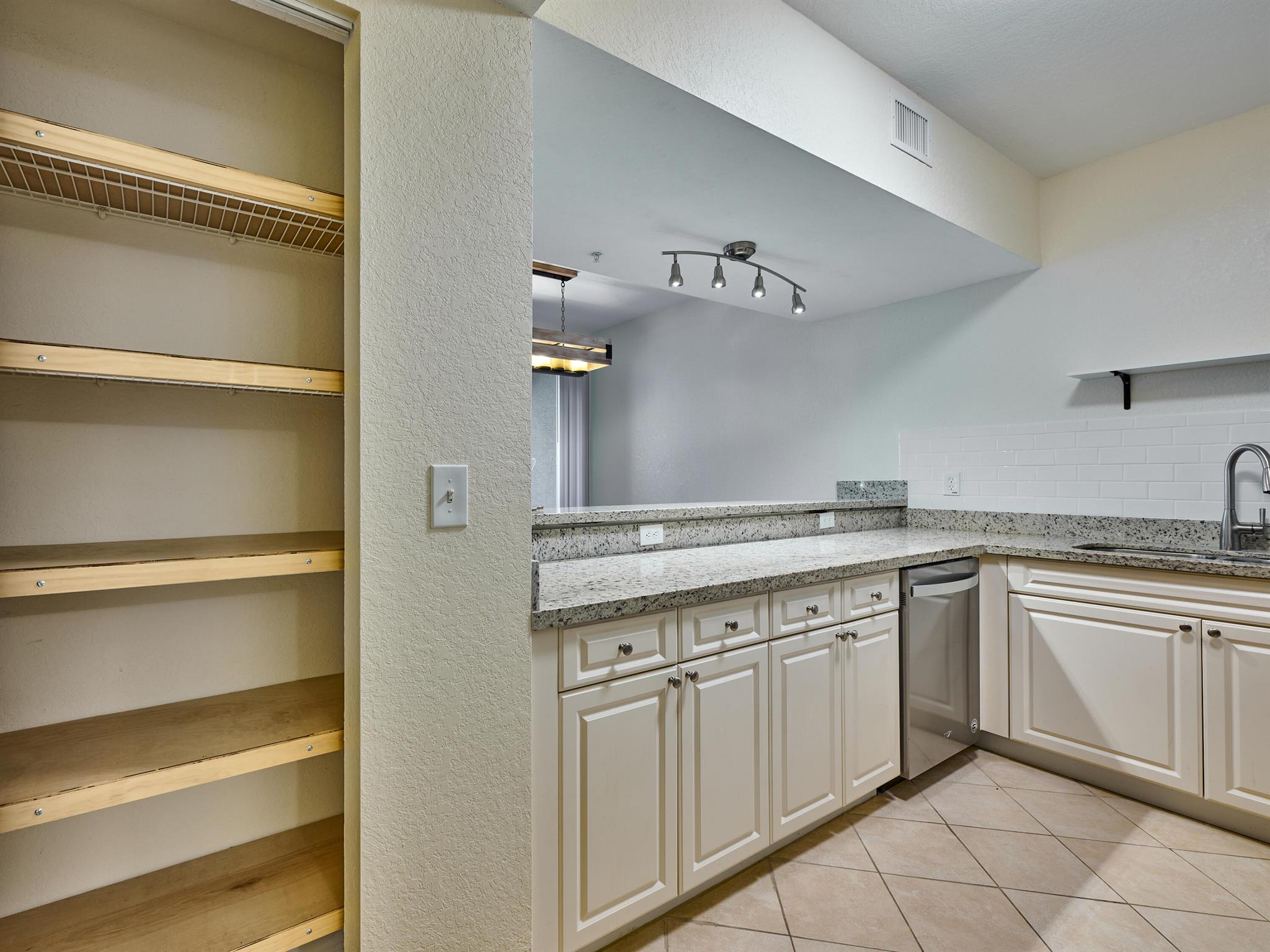 CYPRESS POINTE AT CORAL S - Residential