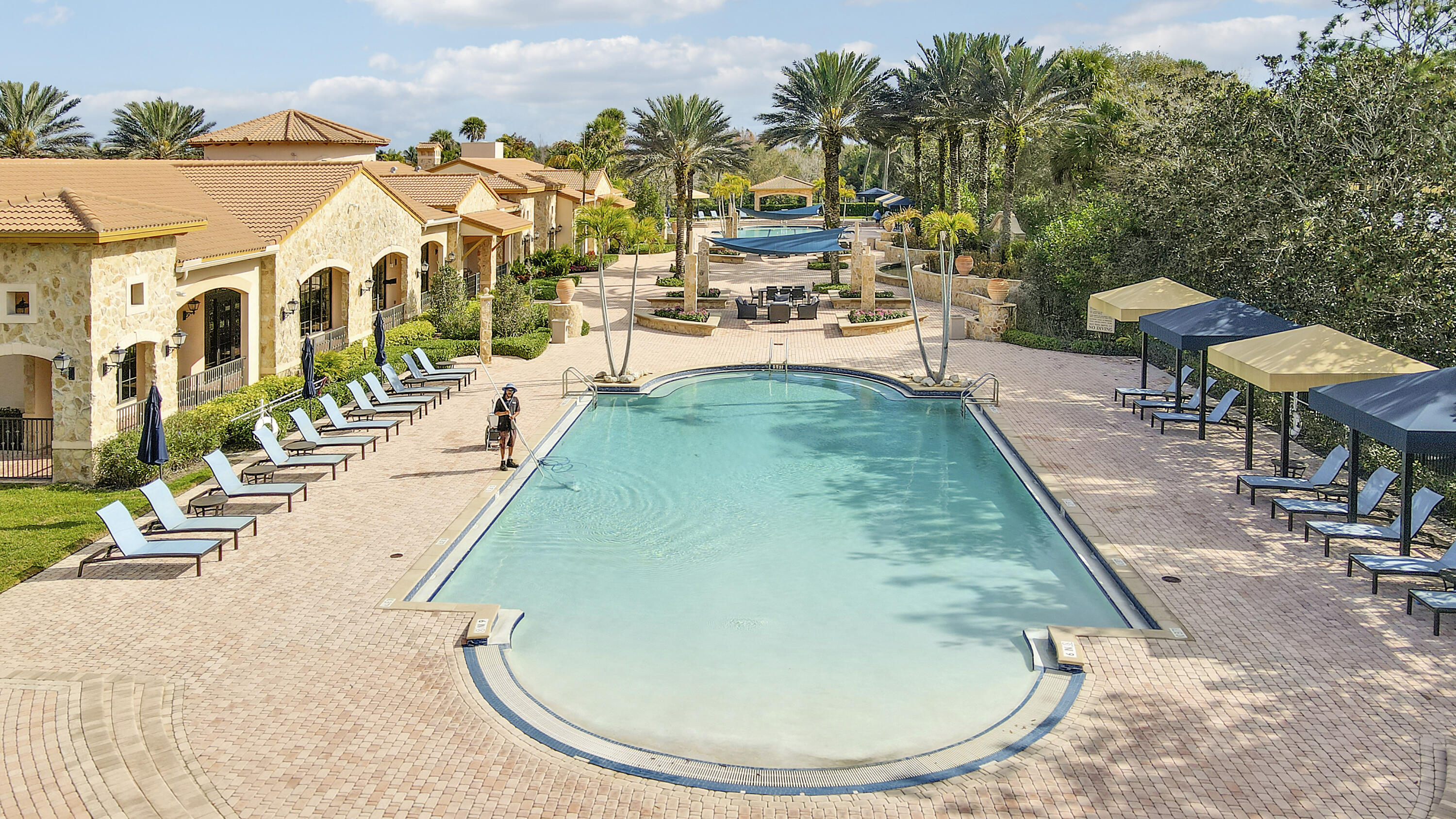 JUPITER COUNTRY CLUB - Residential
