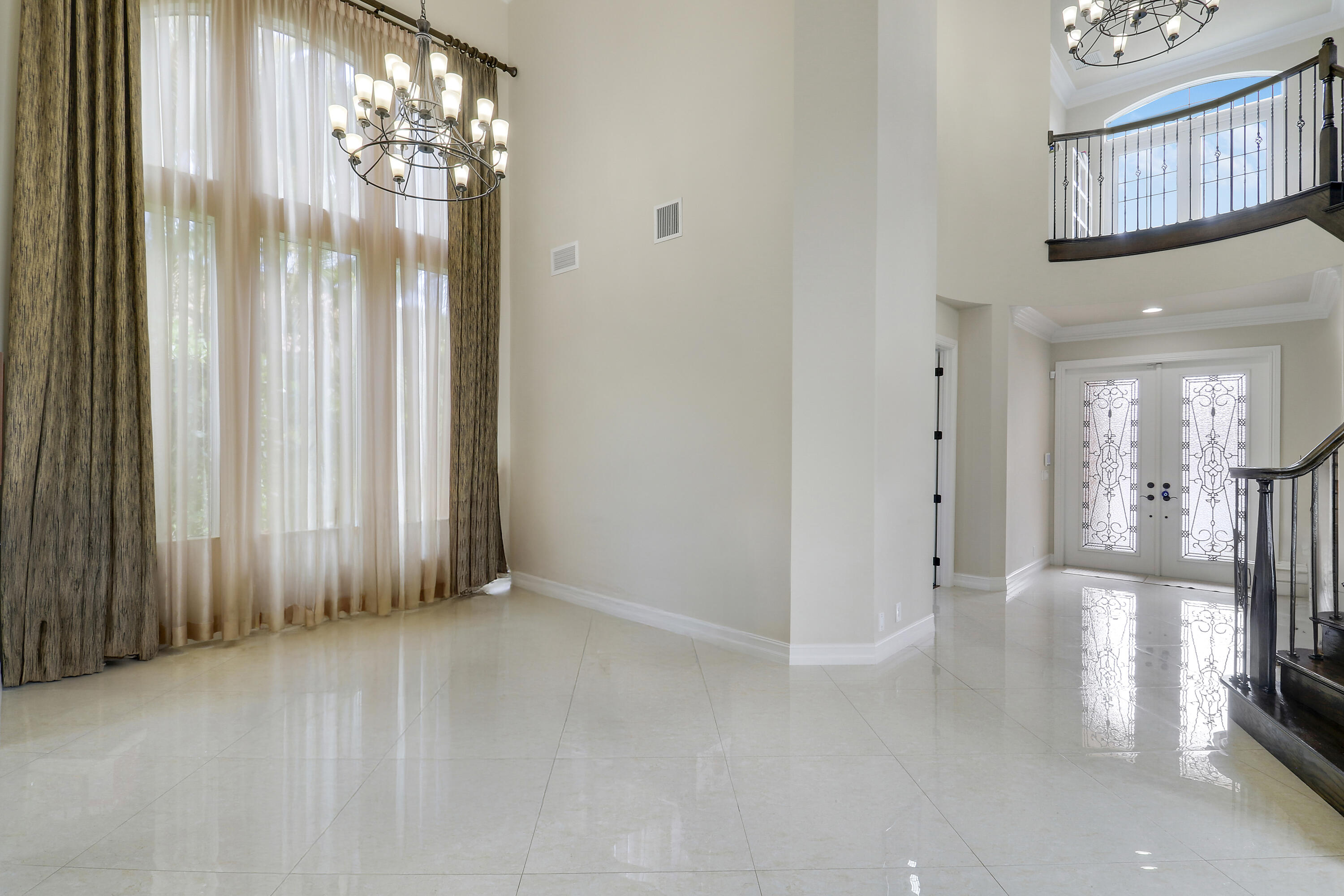 JUPITER COUNTRY CLUB - Residential