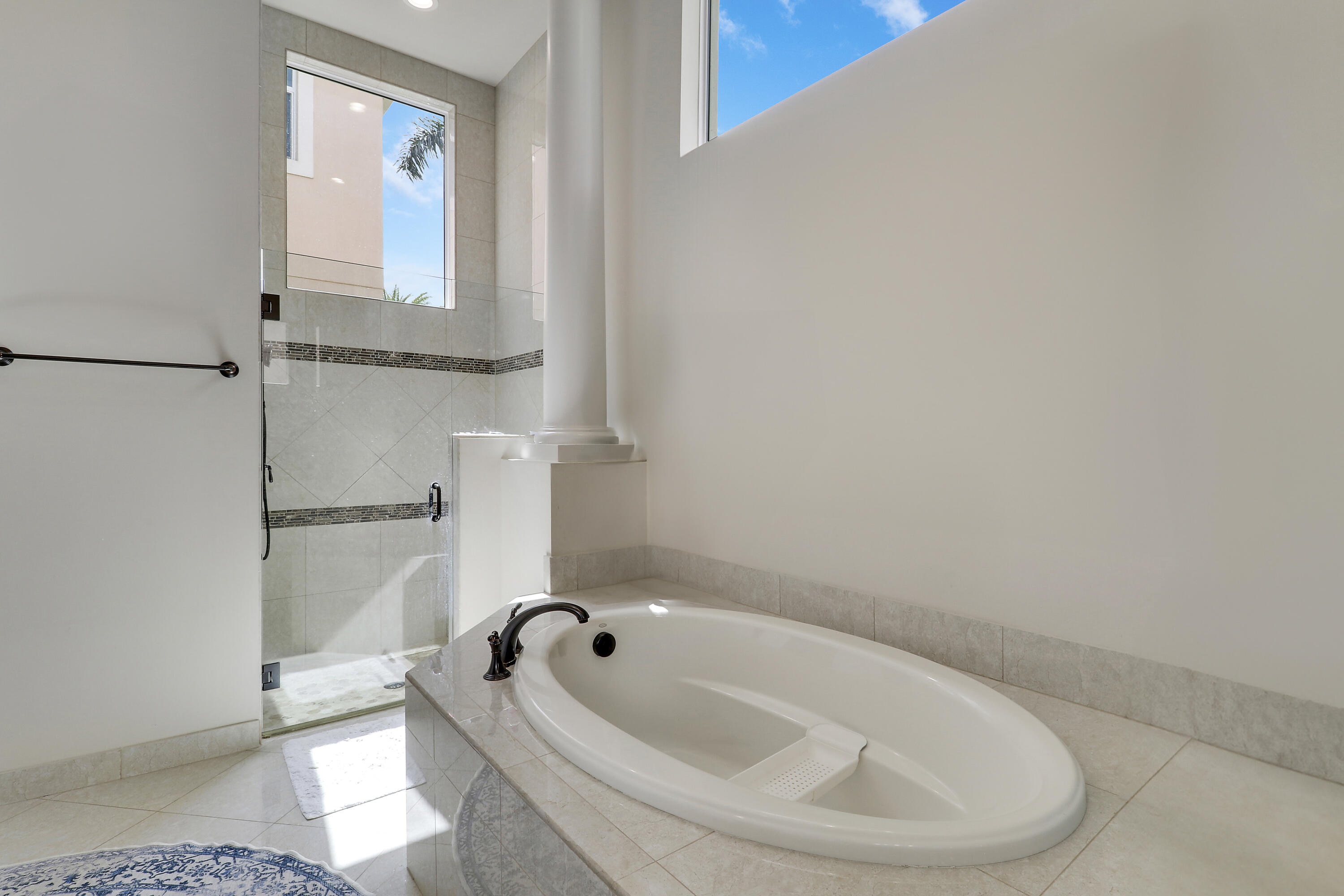 JUPITER COUNTRY CLUB - Residential