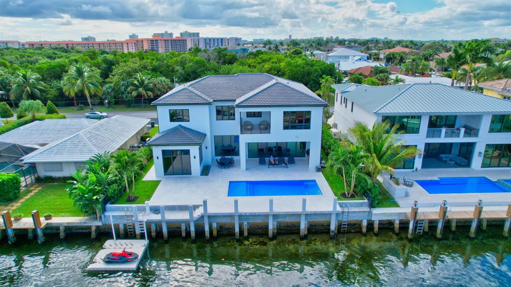 Lake Rogers Isle - Residential