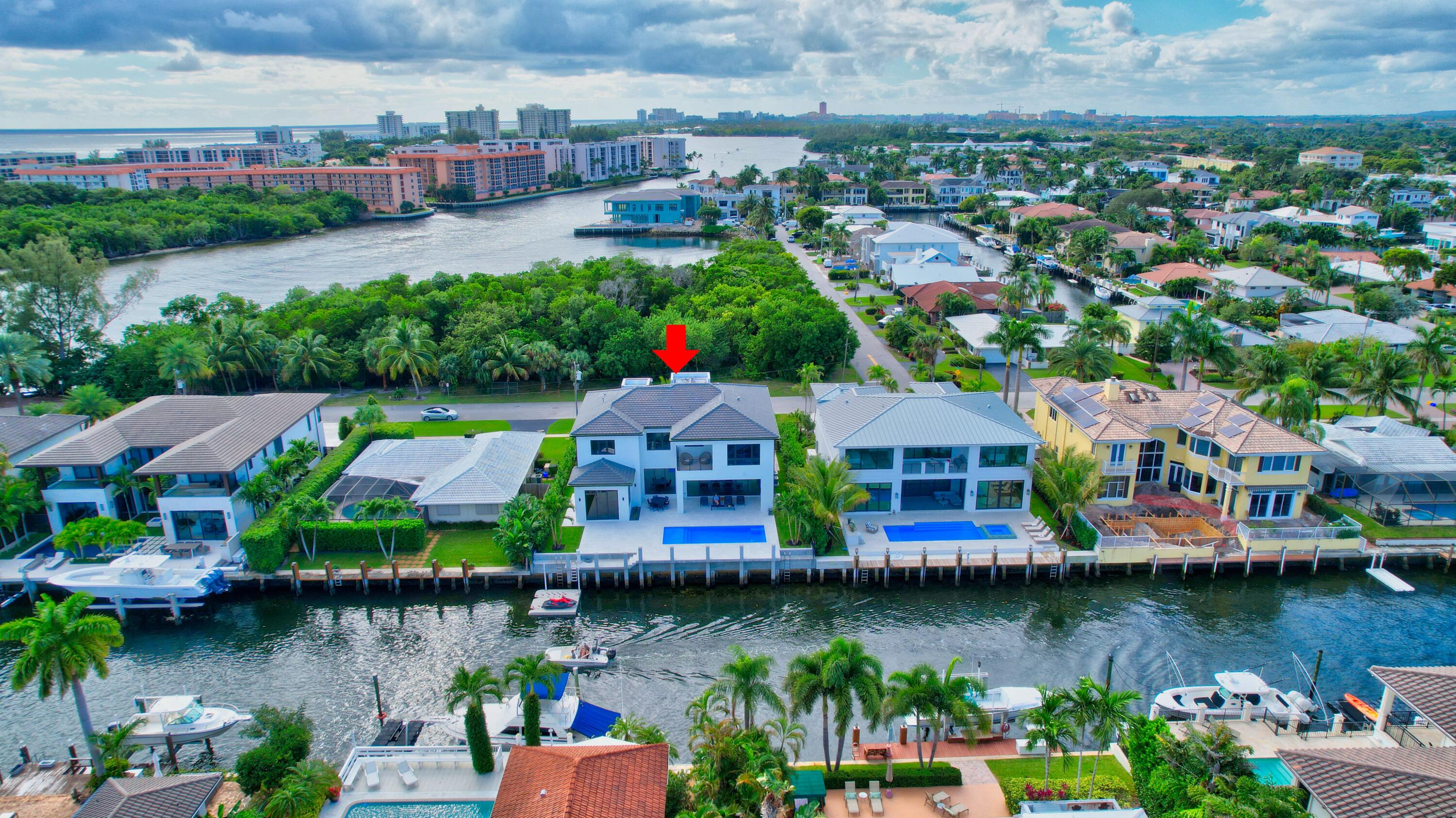 Lake Rogers Isle - Residential