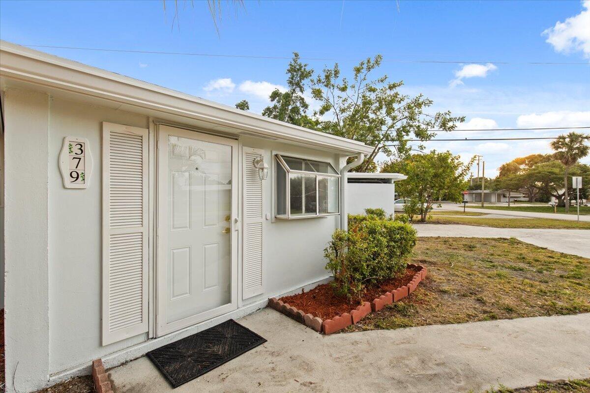 379 Garden Boulevard