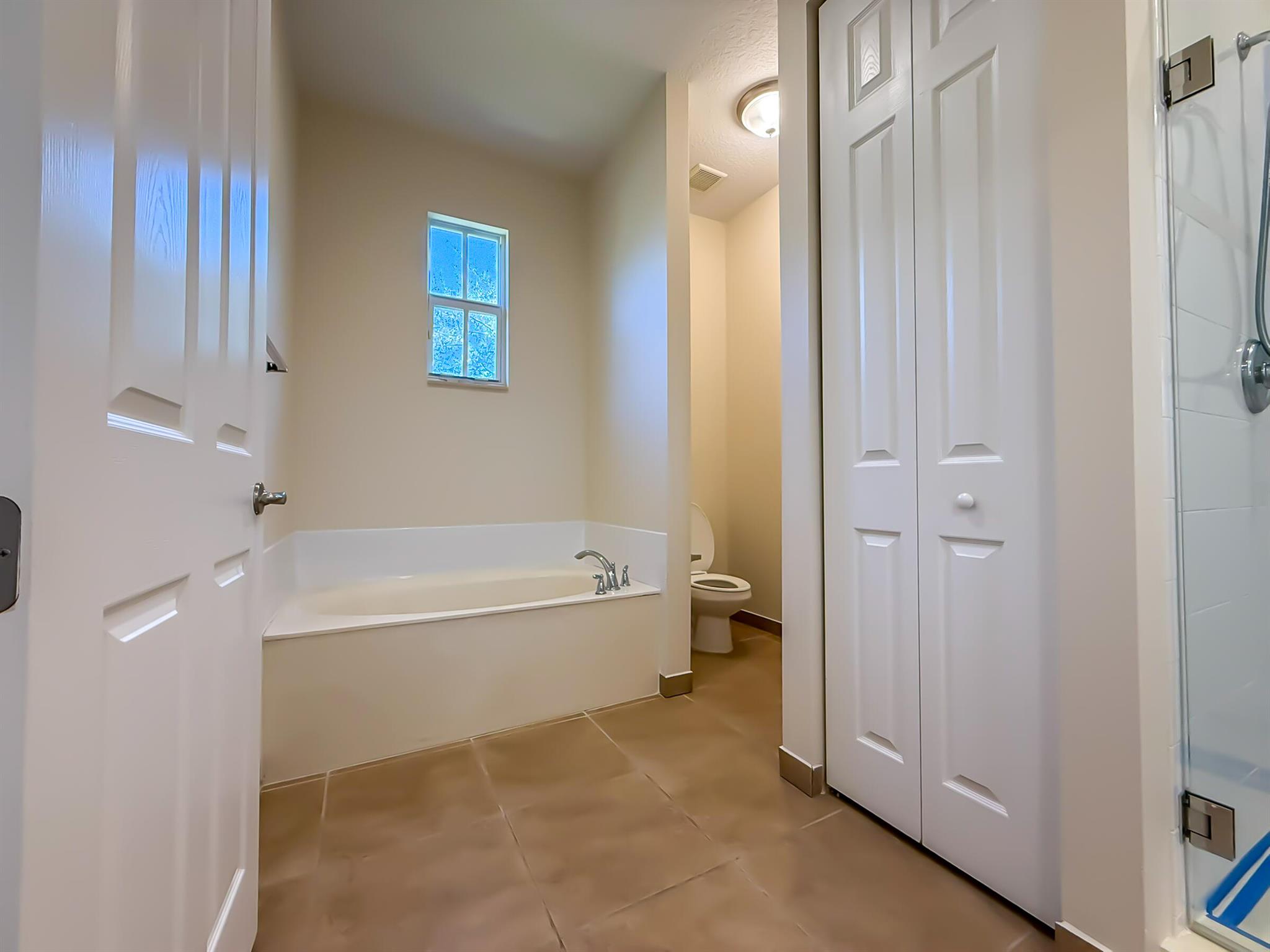 Julia Gardens - Residential Lease