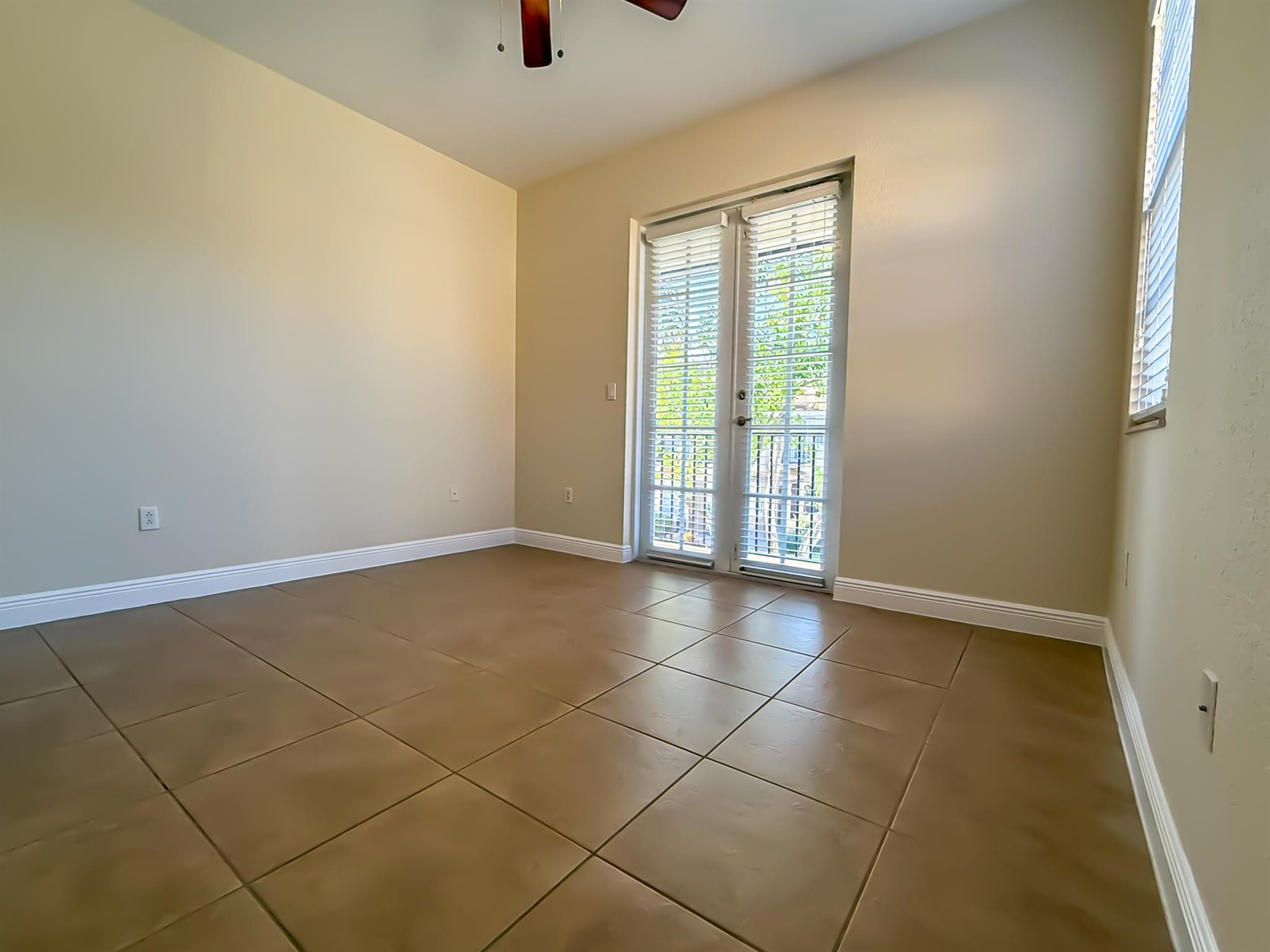 Julia Gardens - Residential Lease