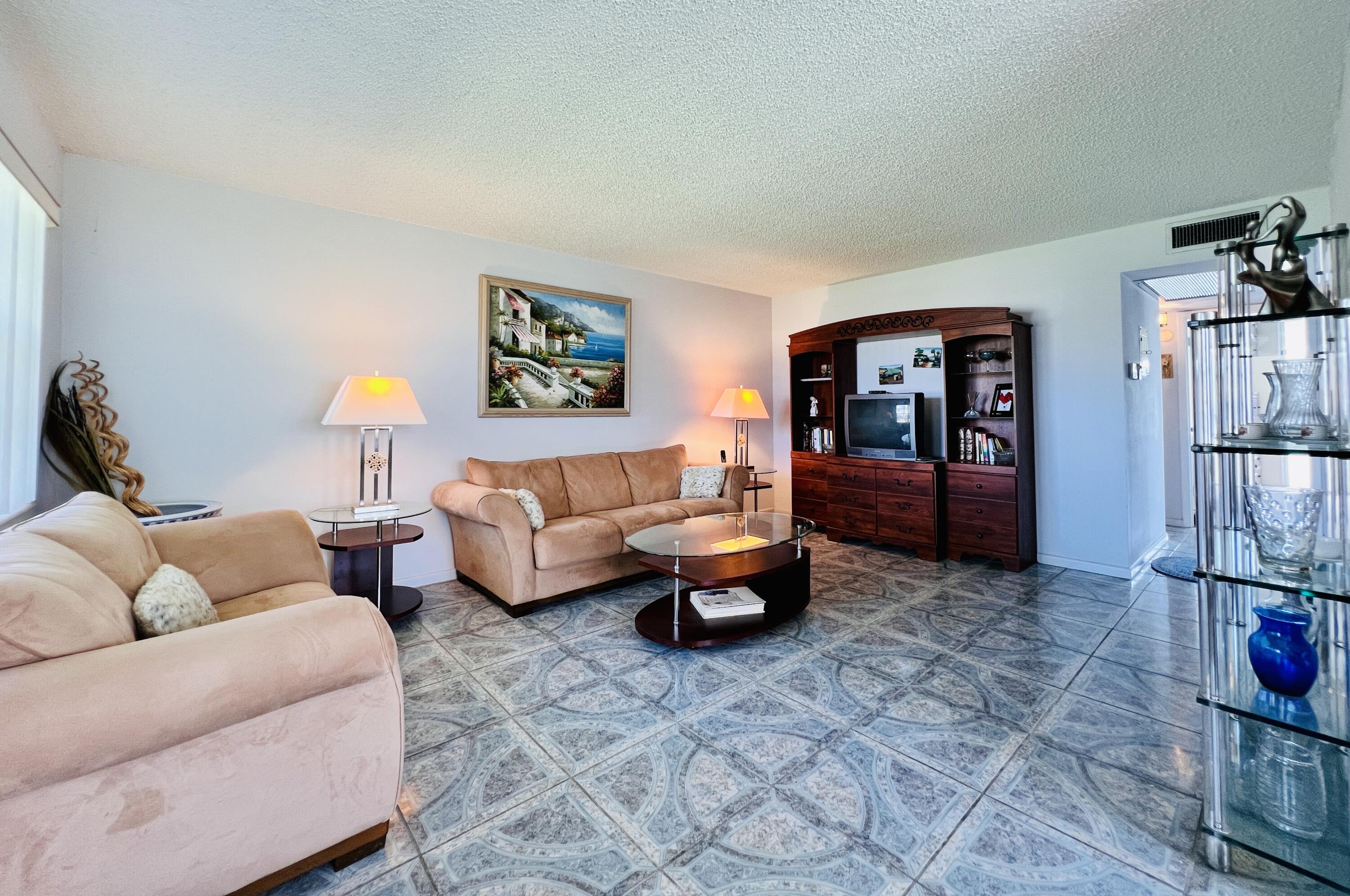 CENTURY VILLAGE - CHATHAM CONDOS - Residential