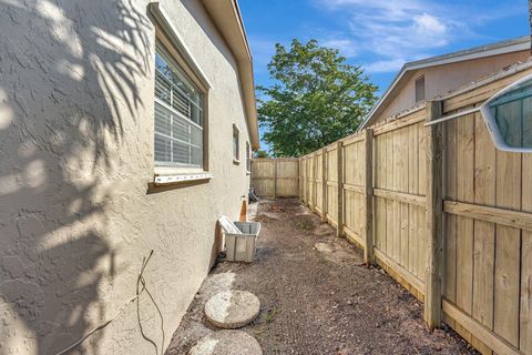 A home in Deerfield Beach