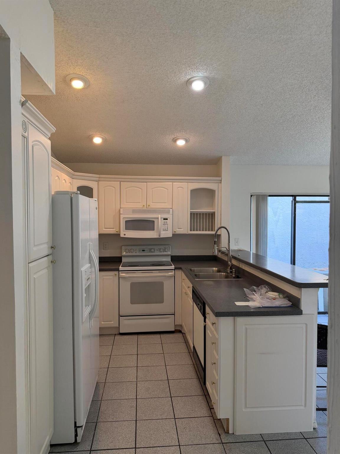 COUNTRY LANDING SEC 1 - Residential Lease