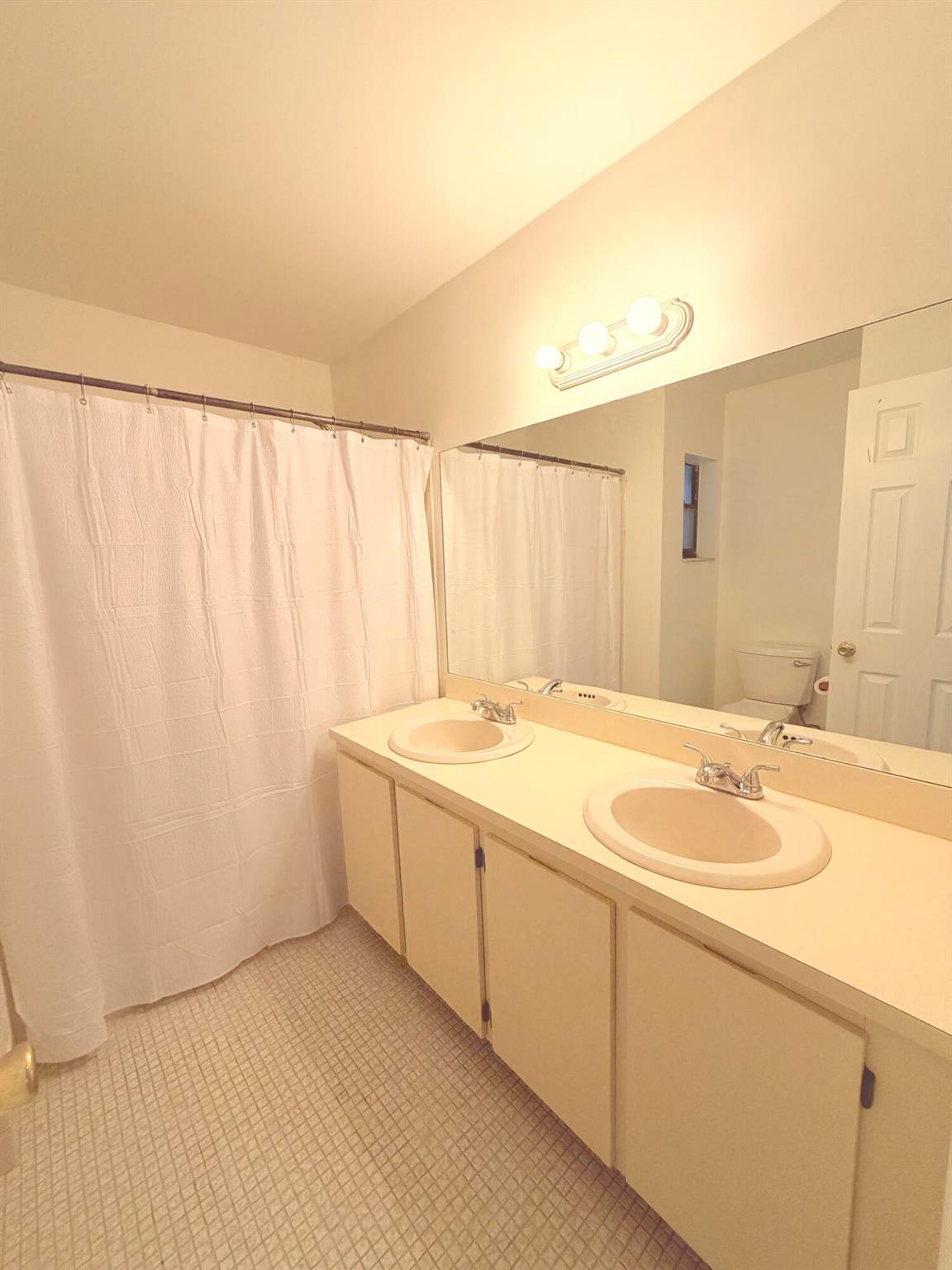 COUNTRY LANDING SEC 1 - Residential Lease