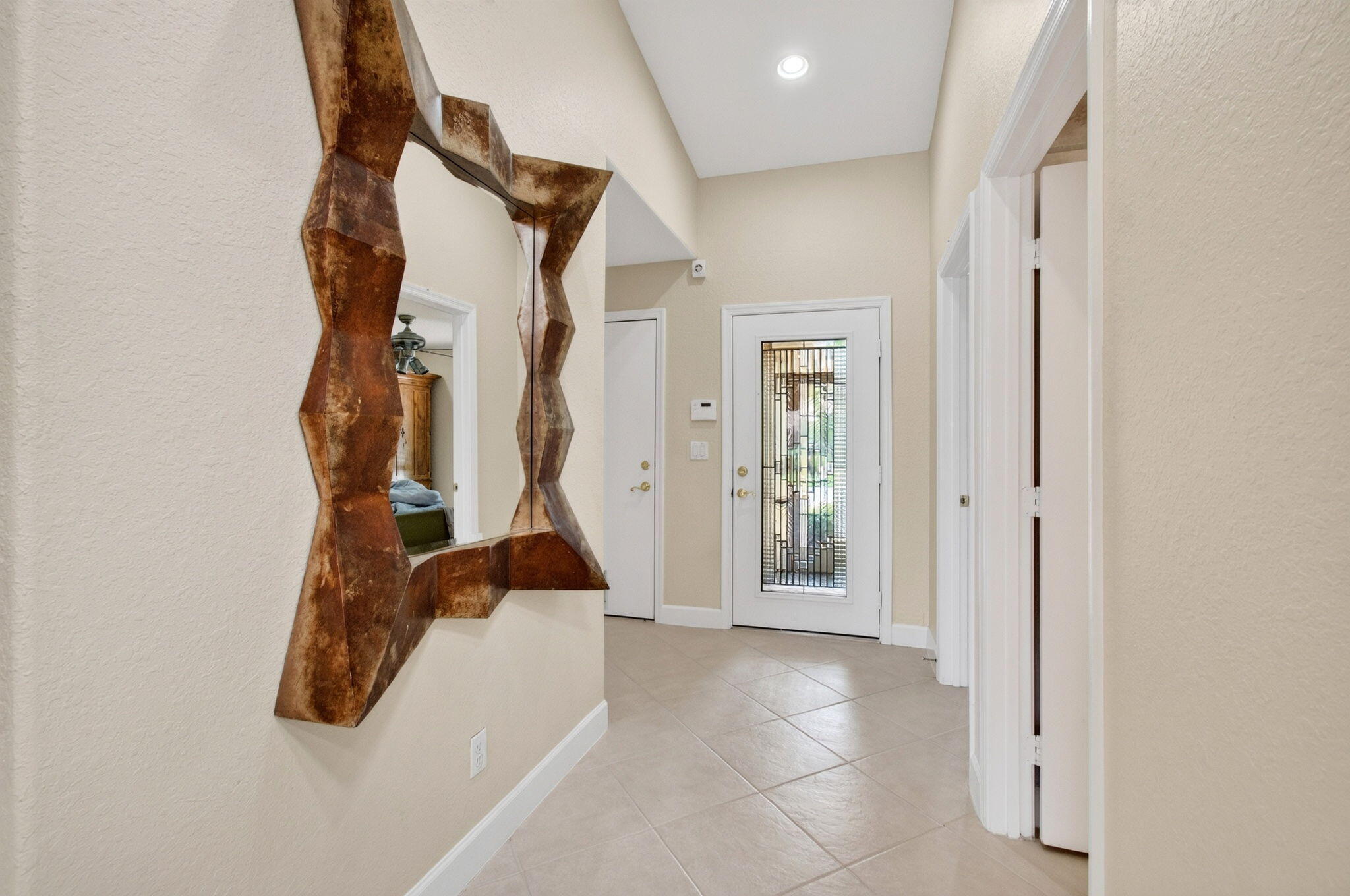 Properties 2096 STONINGTON Terrace