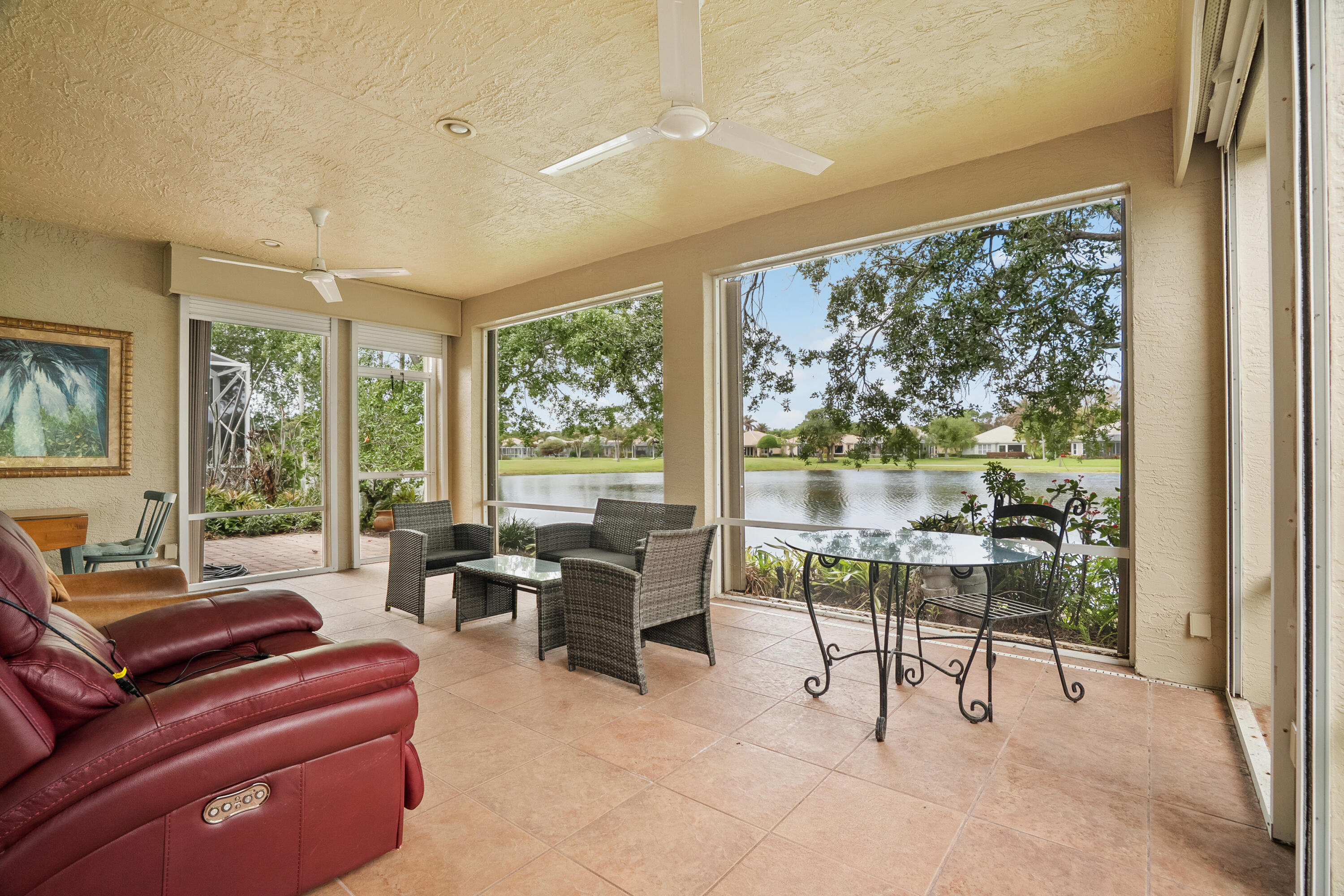 JENSEN BEACH COUNTRY CLUB - Residential