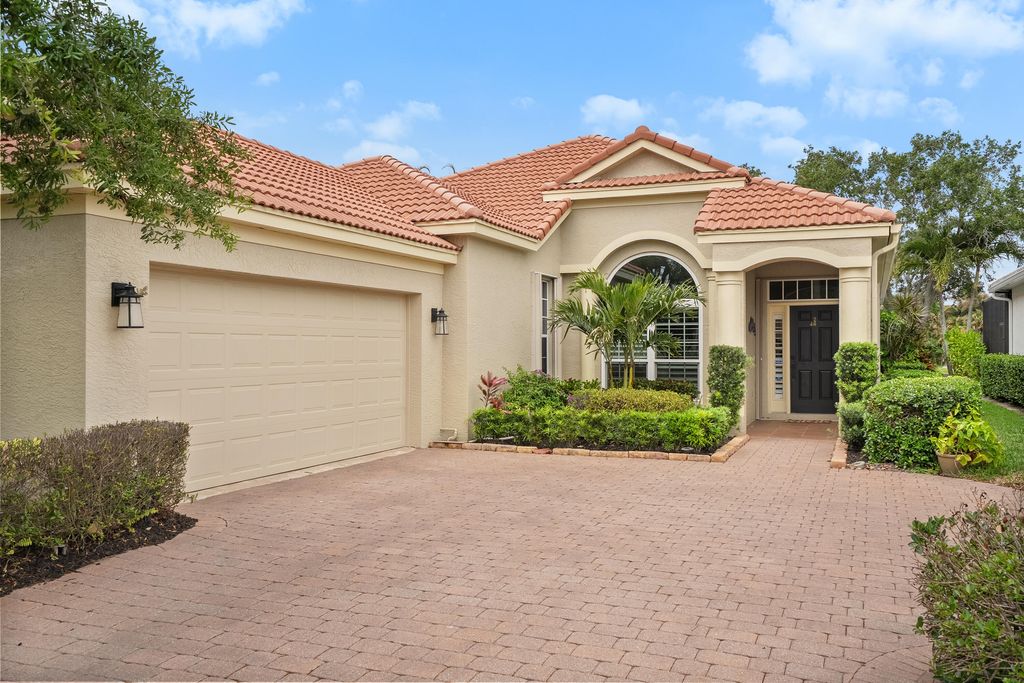 Photo of 4626 NW Wandering Oak Court, Jensen Beach, FL 34957 (MLS # B26008514)