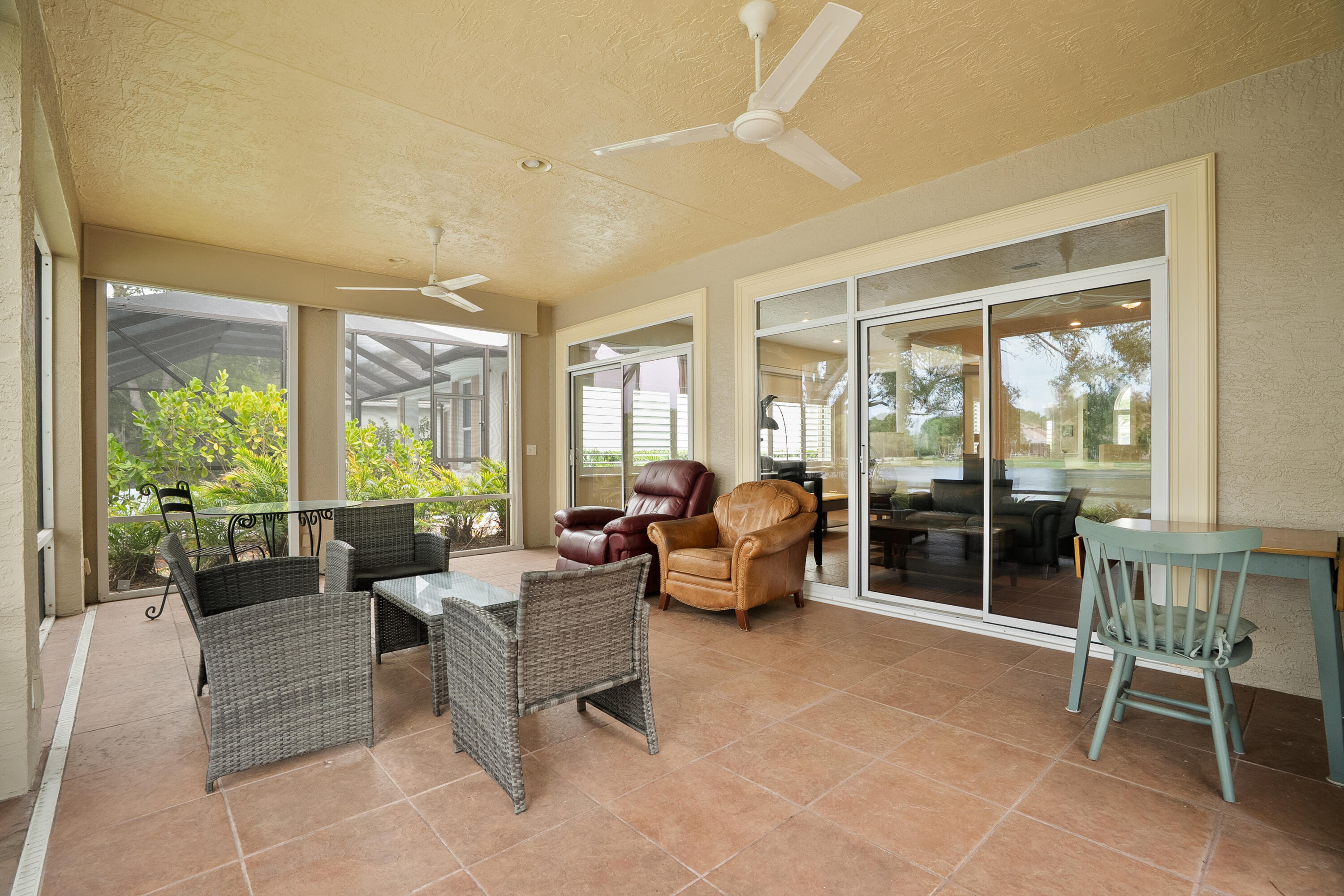 JENSEN BEACH COUNTRY CLUB - Residential