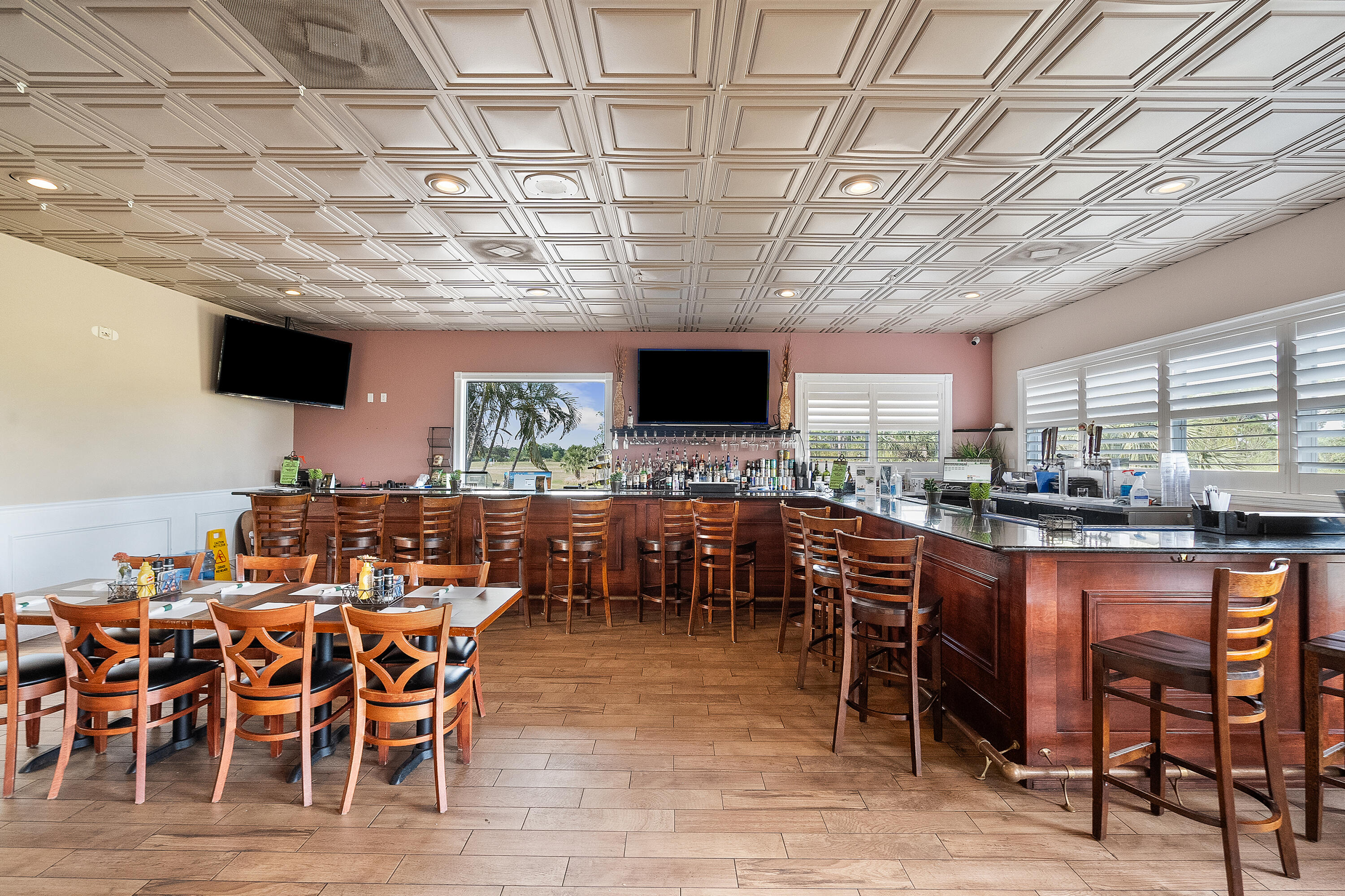 JENSEN BEACH COUNTRY CLUB - Residential