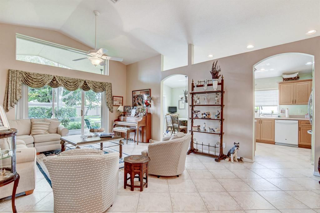 Photo of 6847 Viale Elizabeth, Delray Beach, FL 33446 (MLS # R10815691)