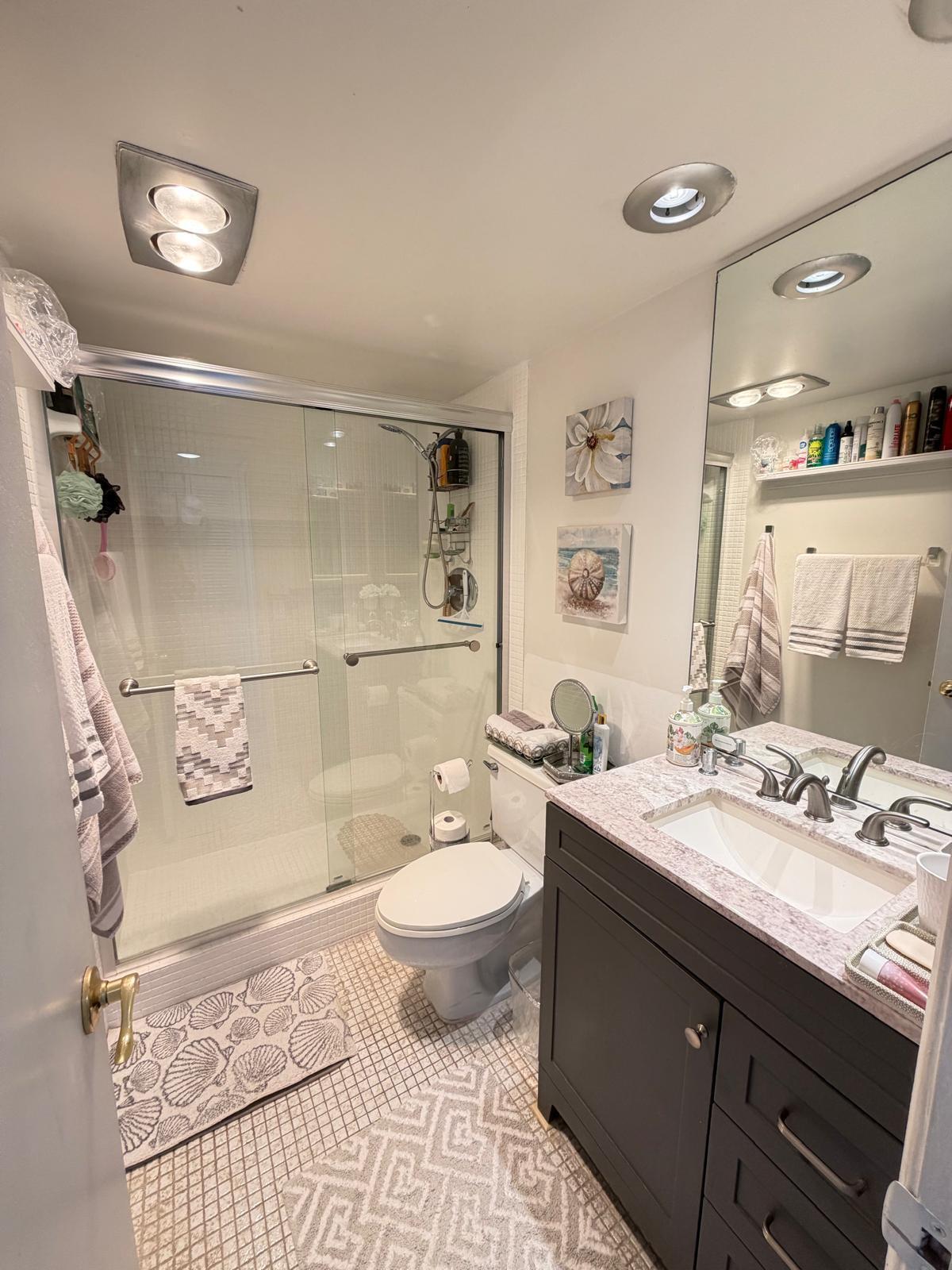 NO 40 PALM-AIRE COUNTRY CLUB - Residential Lease