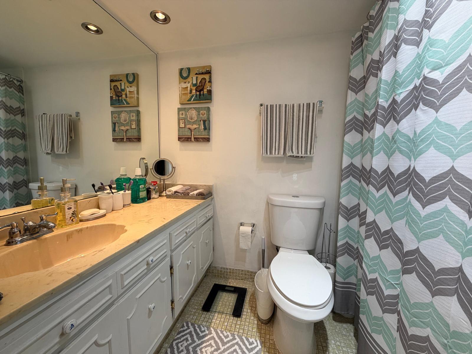 NO 40 PALM-AIRE COUNTRY CLUB - Residential Lease