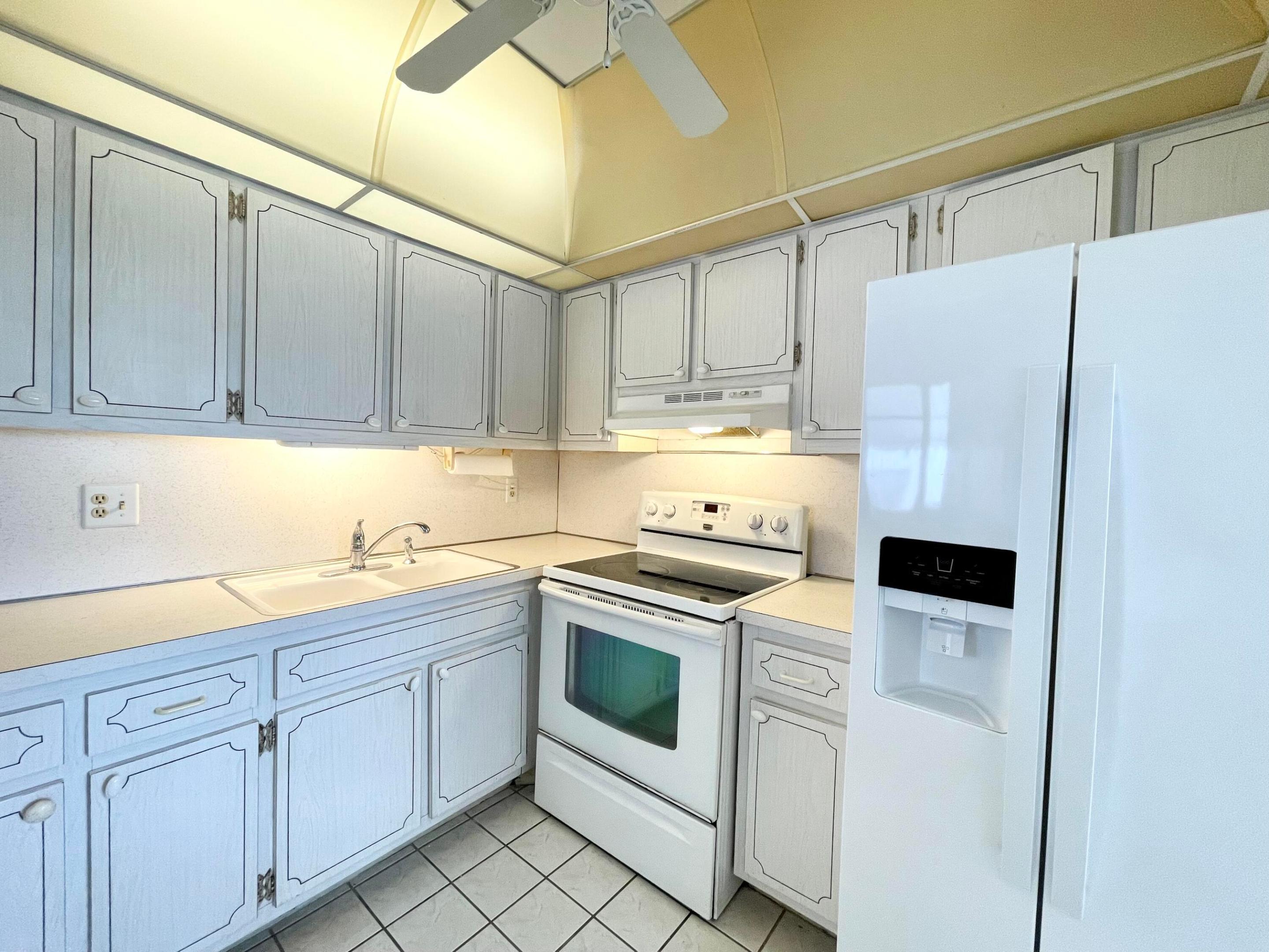 MURRY HILLS - Residential