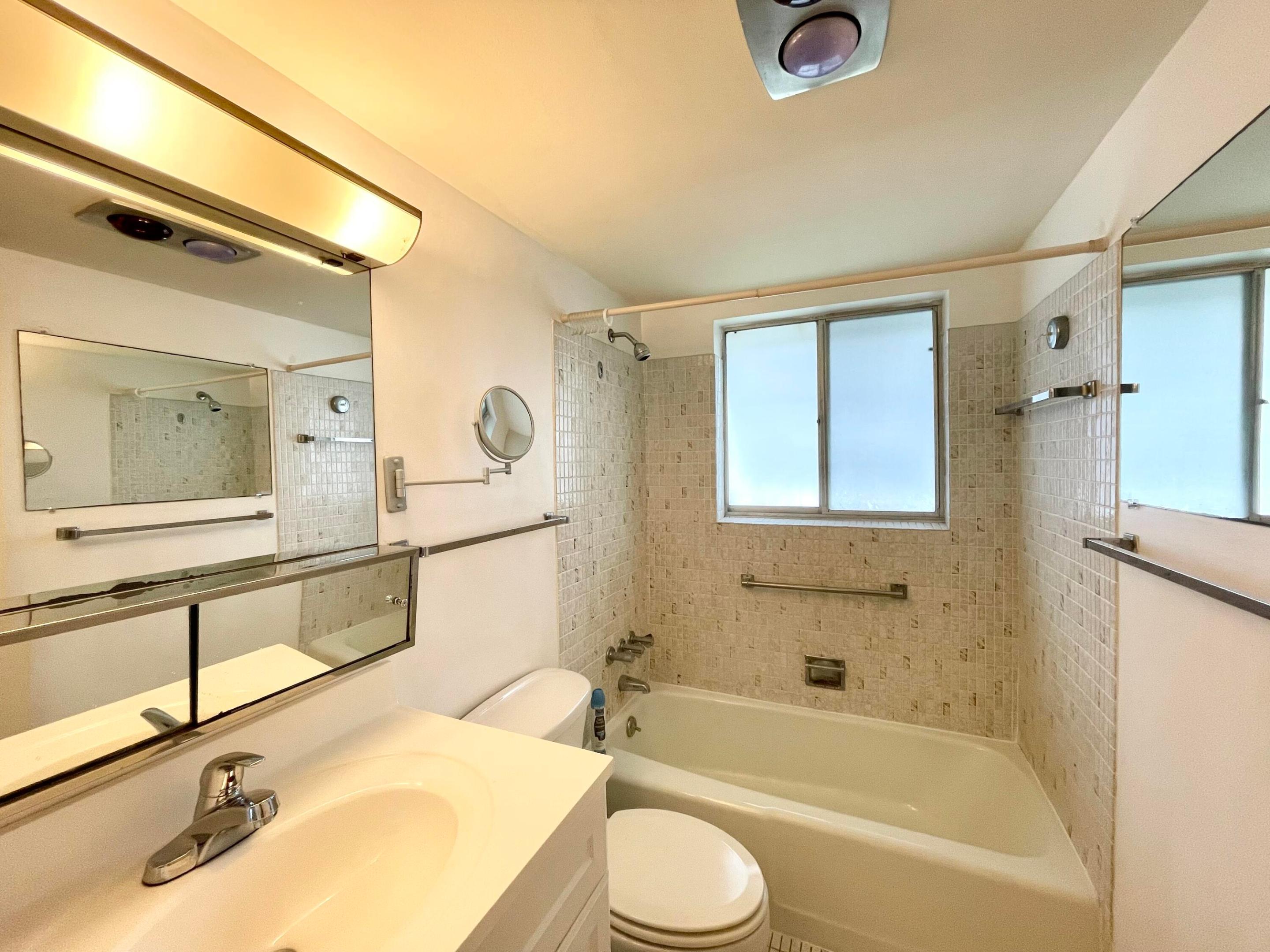 MURRY HILLS - Residential