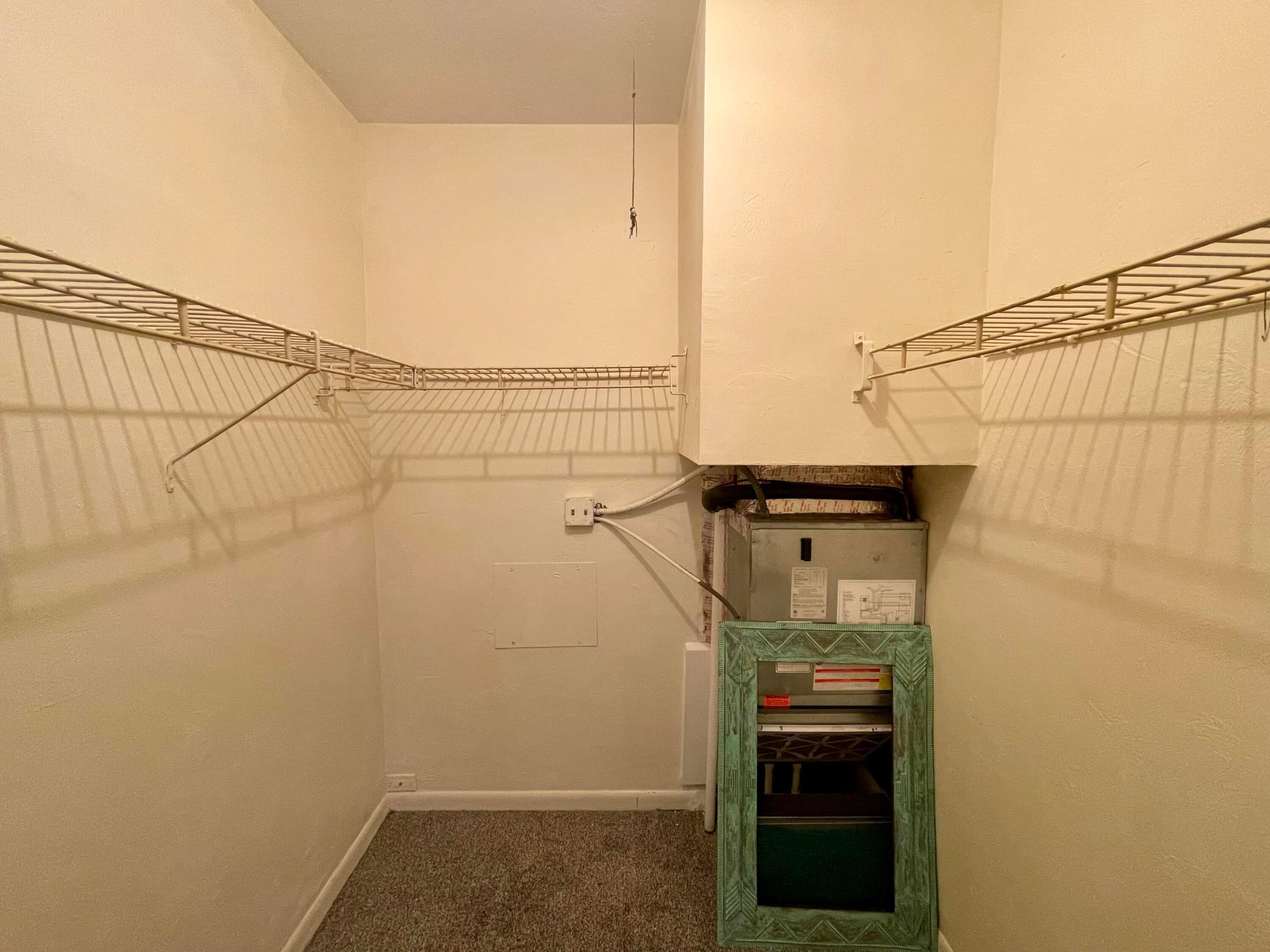 MURRY HILLS - Residential