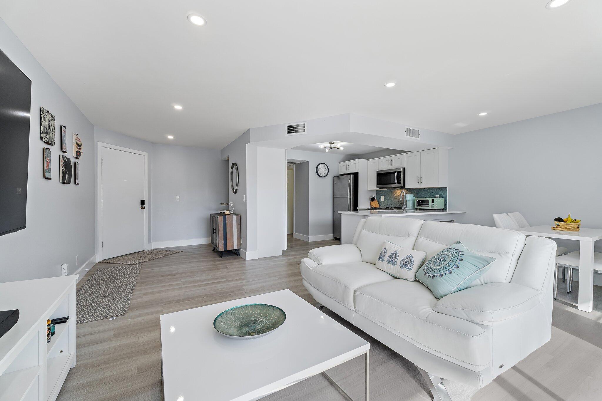 JUPITER OCEAN AND RACQUET CLUB TENNIS VILLA 1,2,3, - Residential Lease