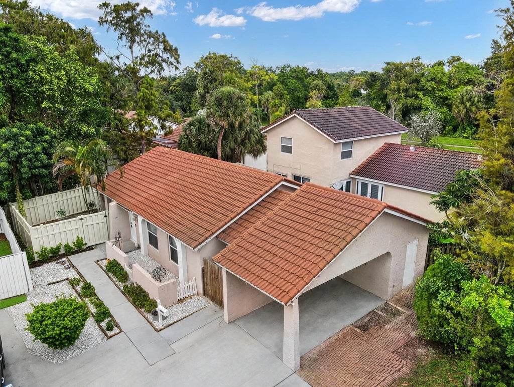 Photo of 9009 NW 13TH Court, Coral Springs, FL 33071 (MLS # B26092820)