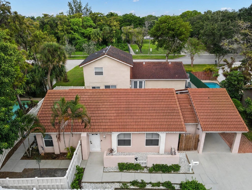 Photo of 9009 NW 13TH Court, Coral Springs, FL 33071 (MLS # B26092820)