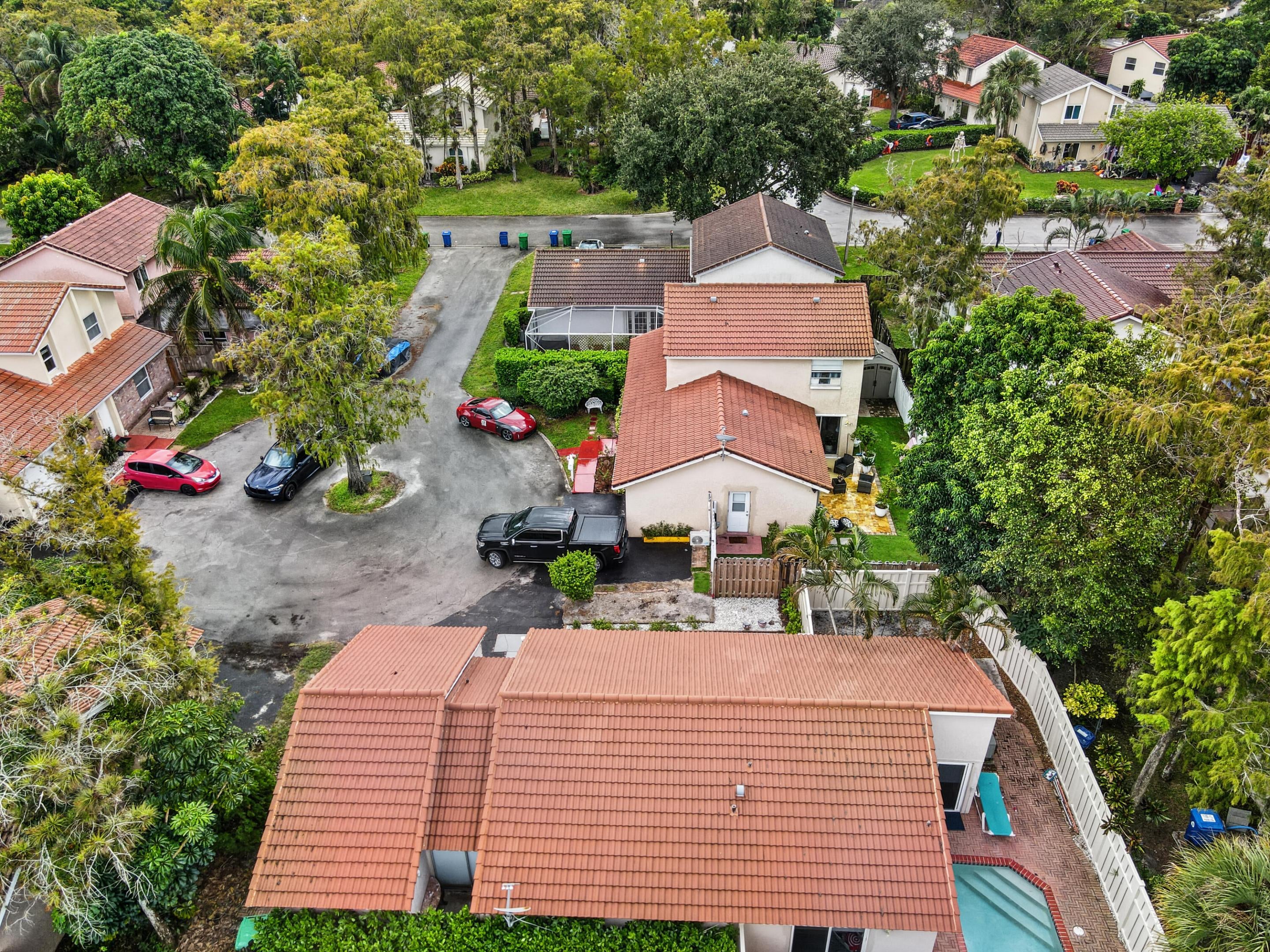 9009 NW 13TH Court
