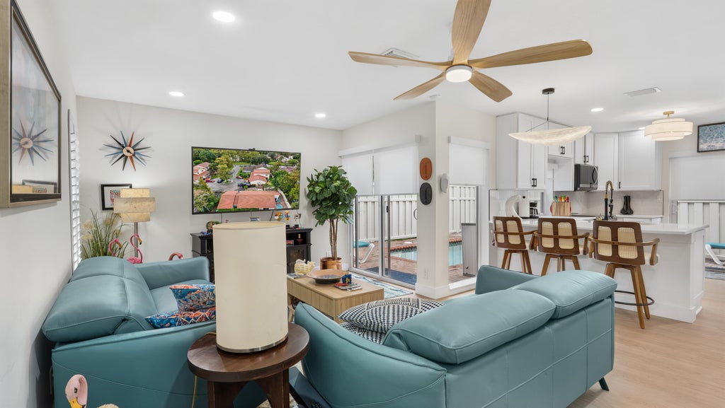 Photo of 9009 NW 13TH Court, Coral Springs, FL 33071 (MLS # B26092820)