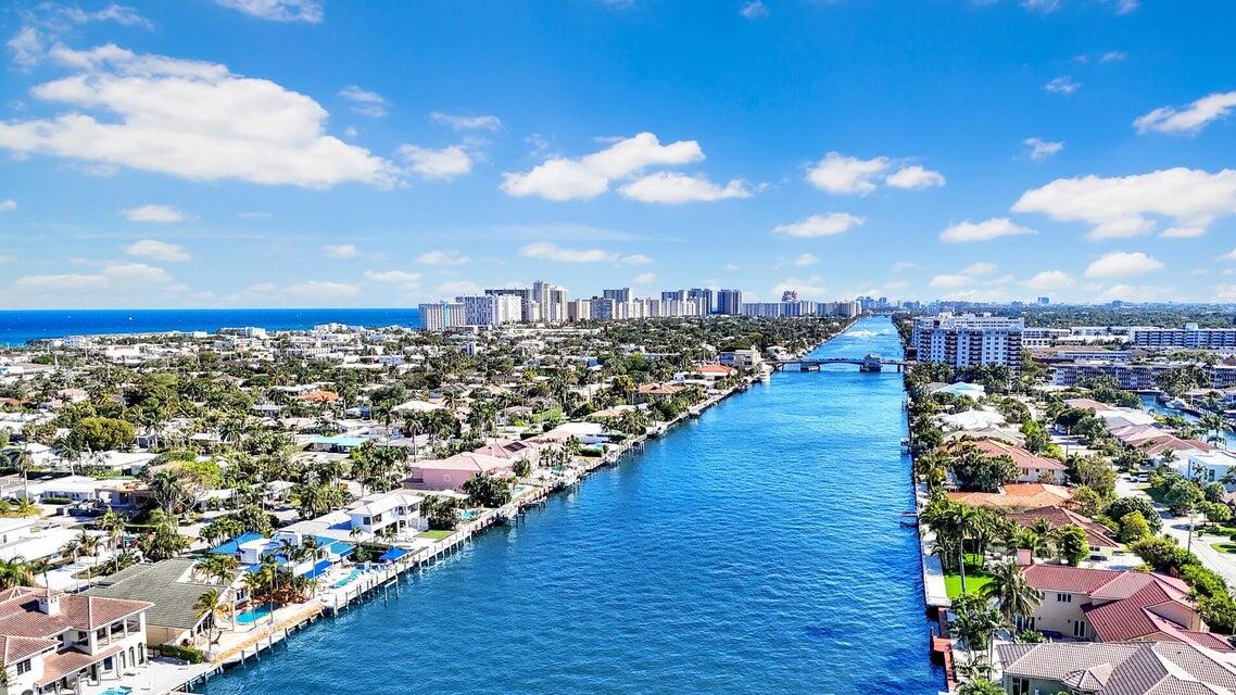 SILVER SHORES - Residential