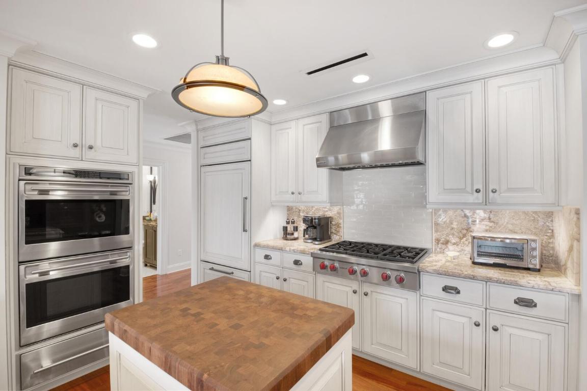 SILVER SHORES - Residential