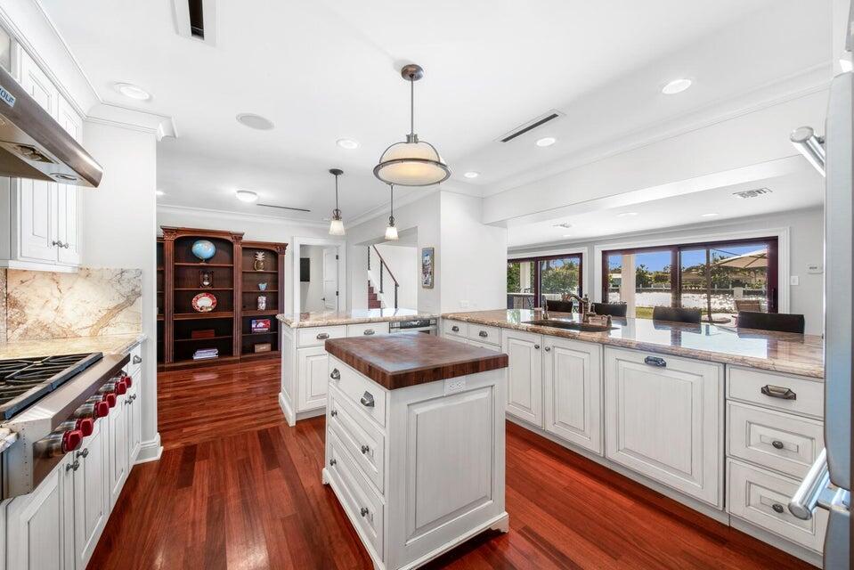 SILVER SHORES - Residential