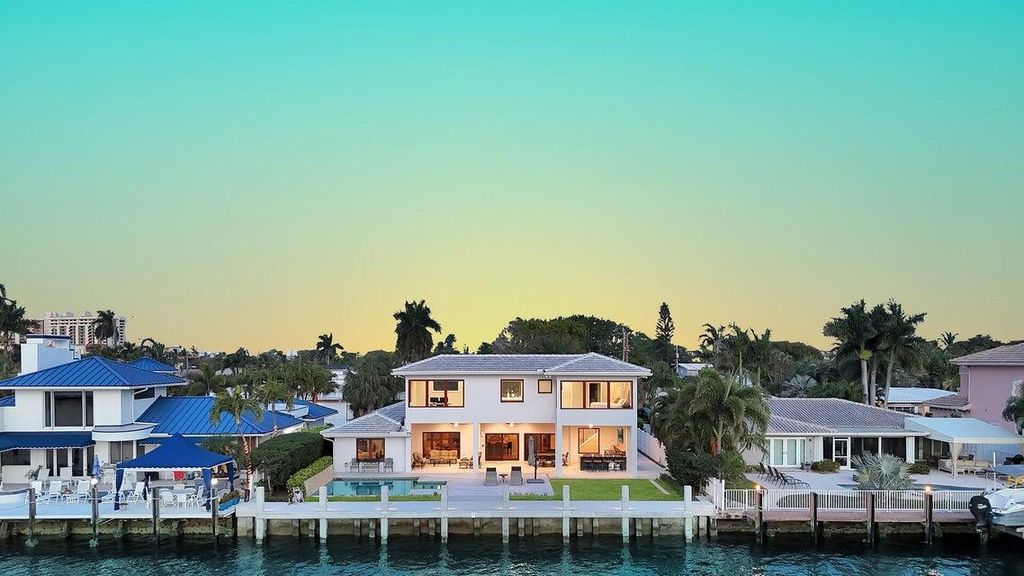 Photo of 4555 W Tradewinds Avenue, Fort Lauderdale, FL 33308 (MLS # R11152868)