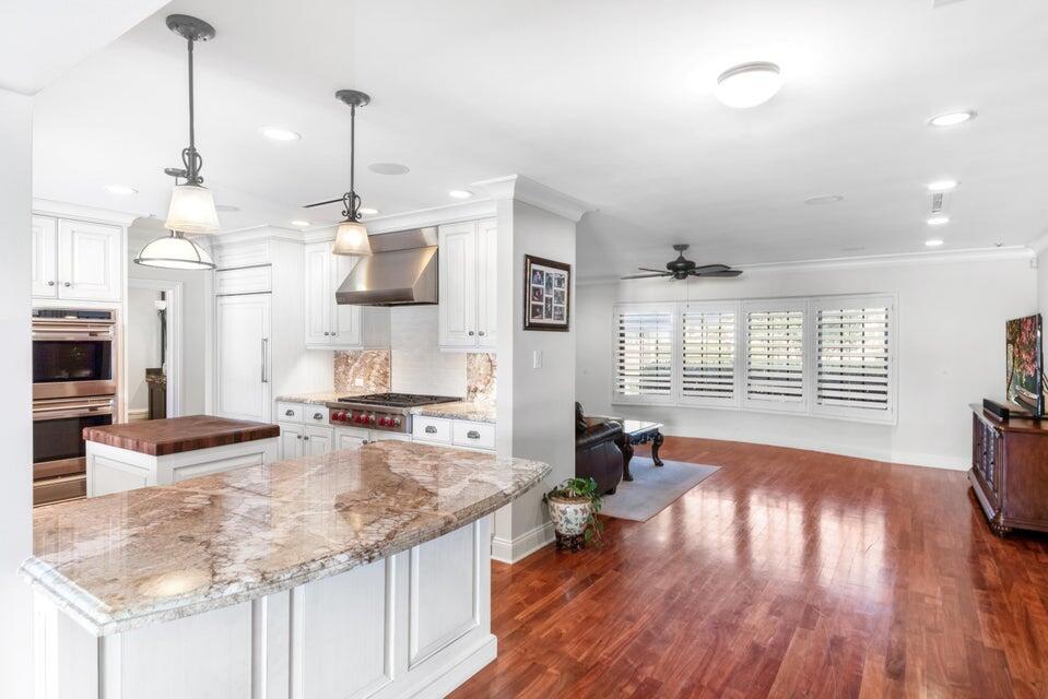 SILVER SHORES - Residential