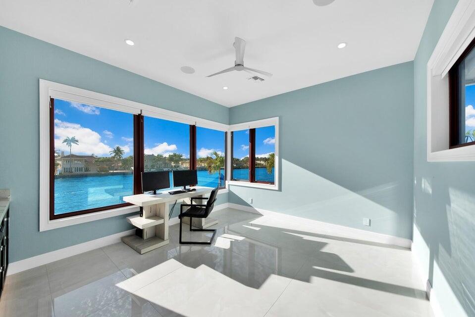 SILVER SHORES - Residential