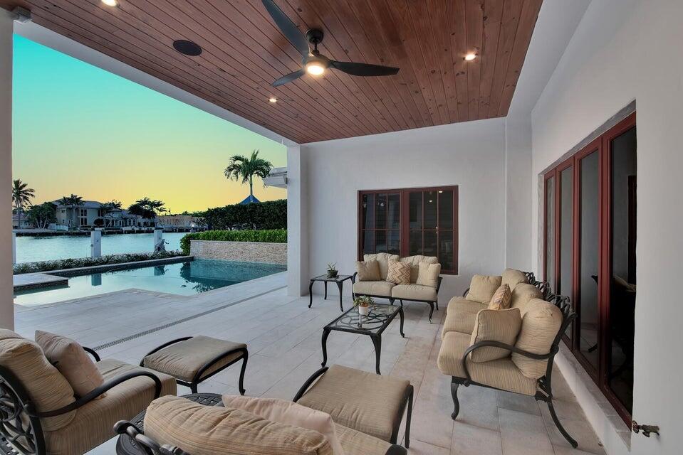 SILVER SHORES - Residential