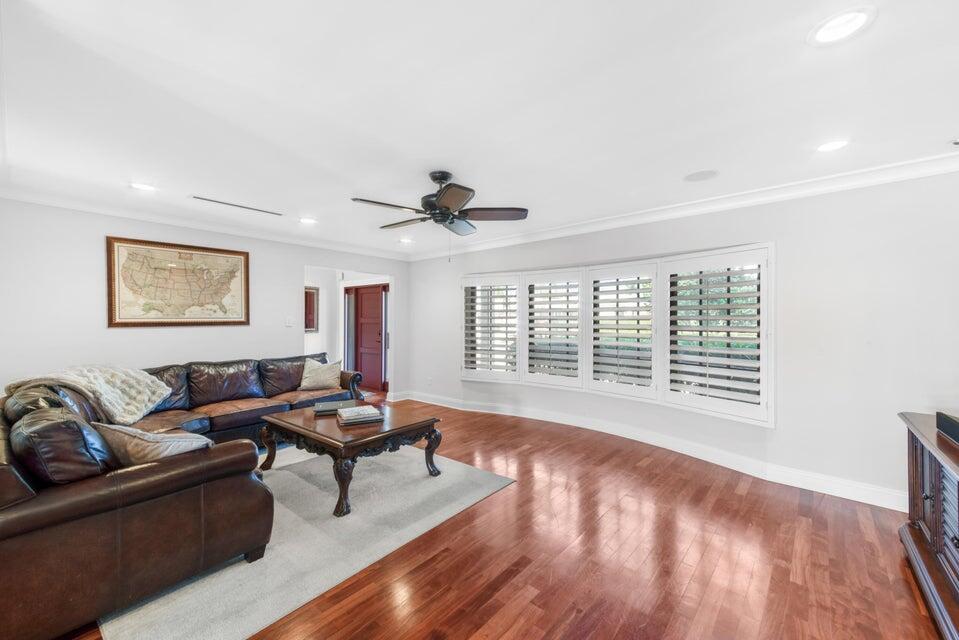 SILVER SHORES - Residential