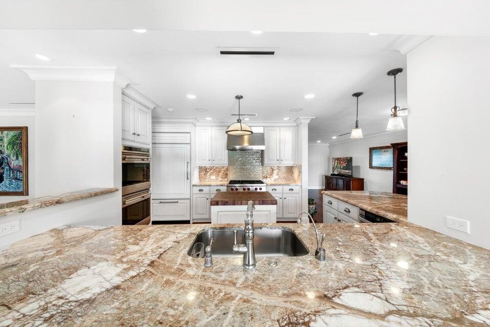 SILVER SHORES - Residential