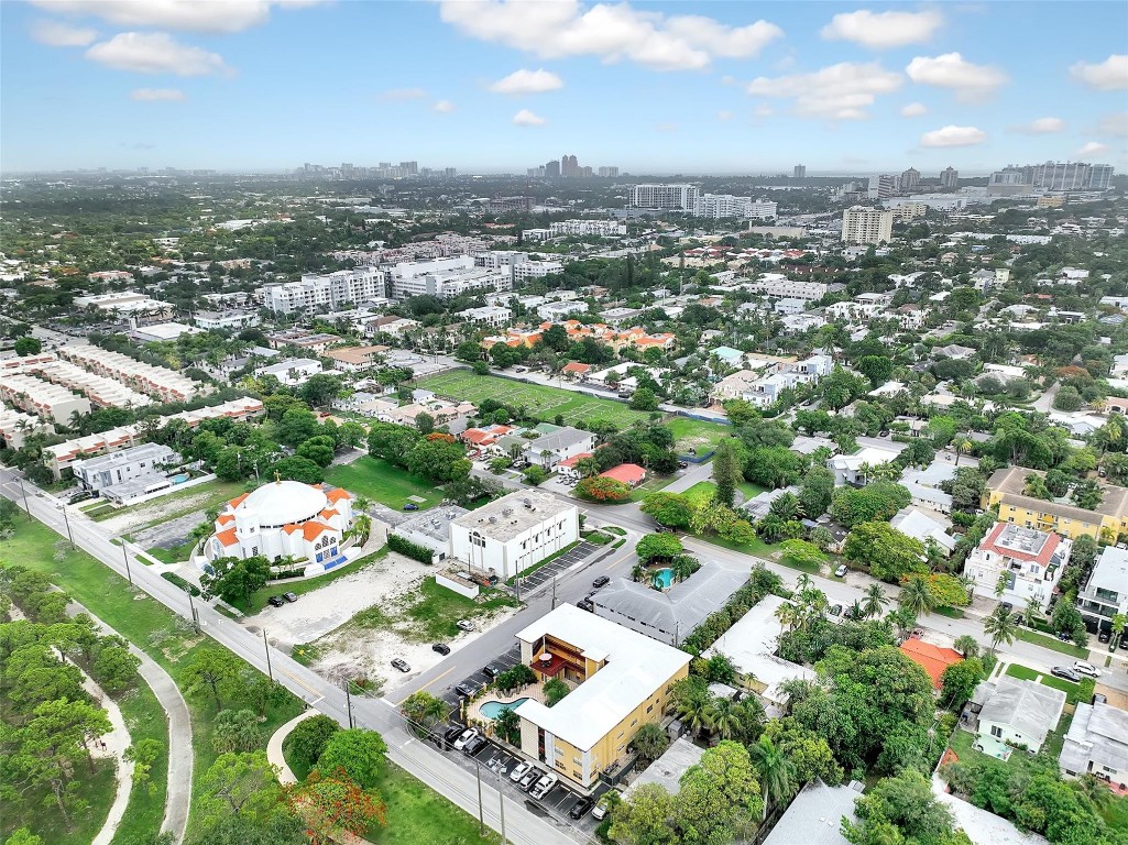 744 NE 14th Avenue 4