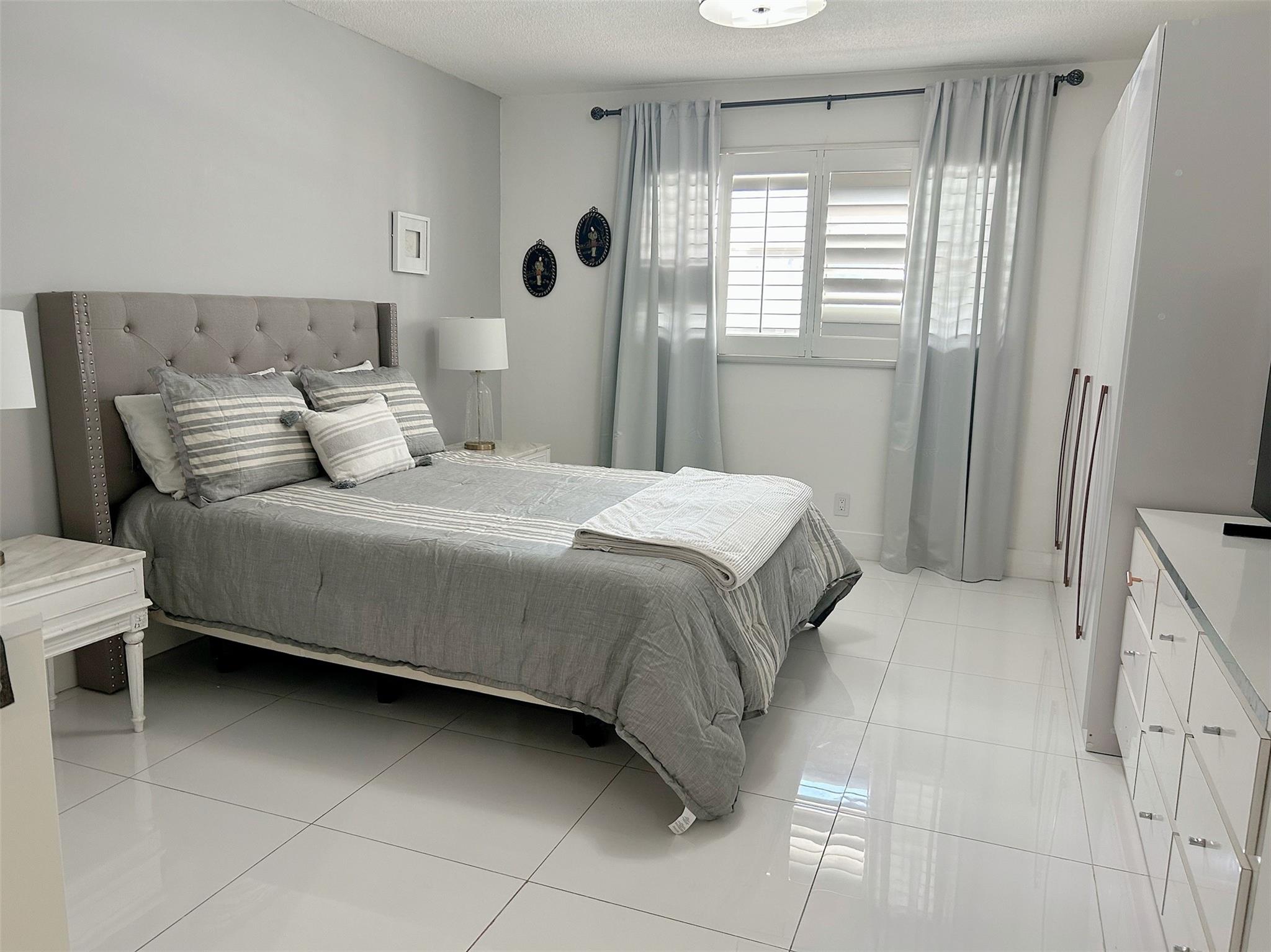 Wayne House Condo - Residential Lease