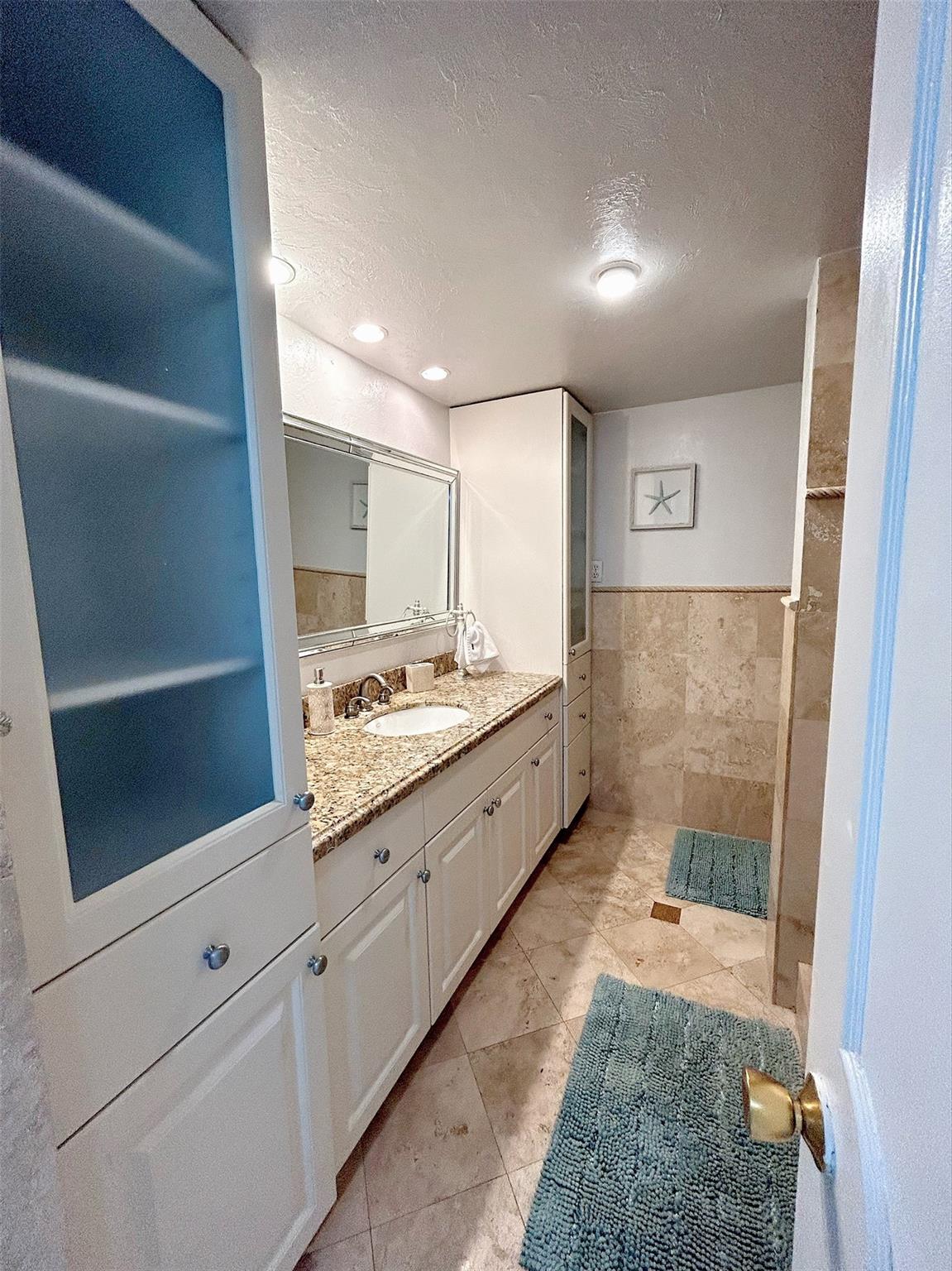 Wayne House Condo - Residential Lease