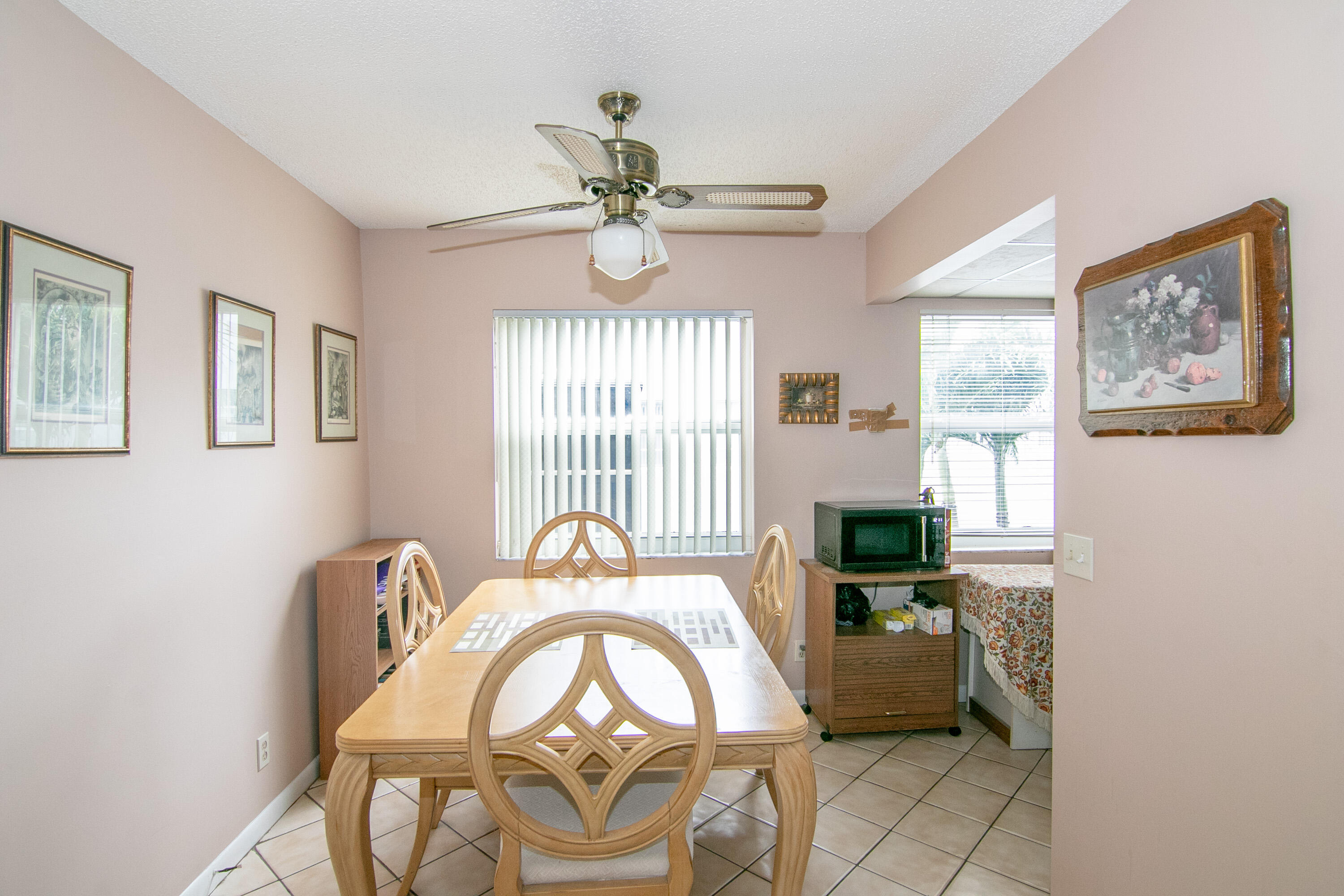 KINGS POINT BURGUNDY CONDOS - Residential Lease